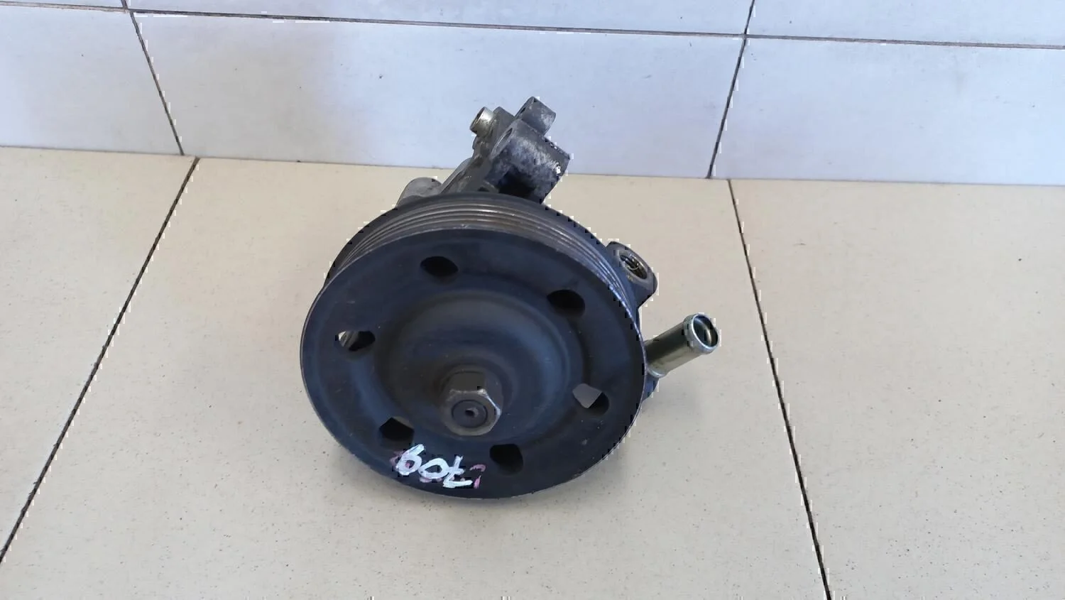 Насос гидроусилителя MAZDA Mazda 3 (BK) 2002-2009 - миниатюра 2