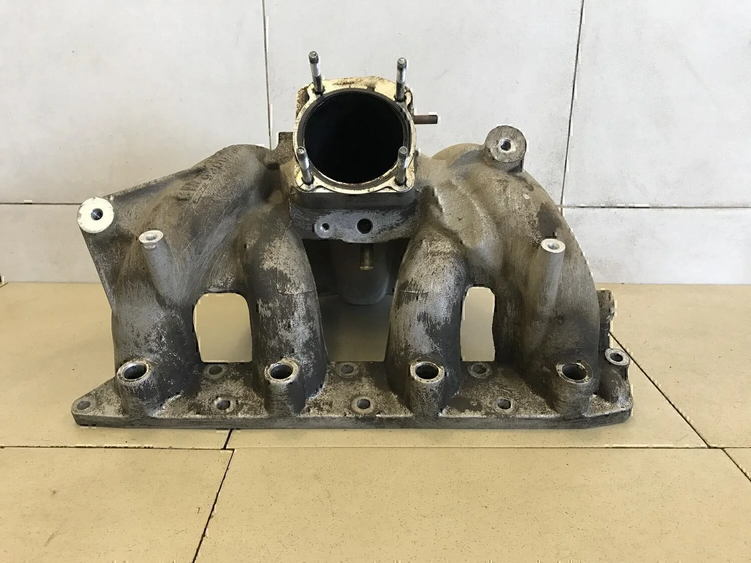 Коллектор впускной Chevrolet Captiva (C100) 2006-2010 - изображение 1
