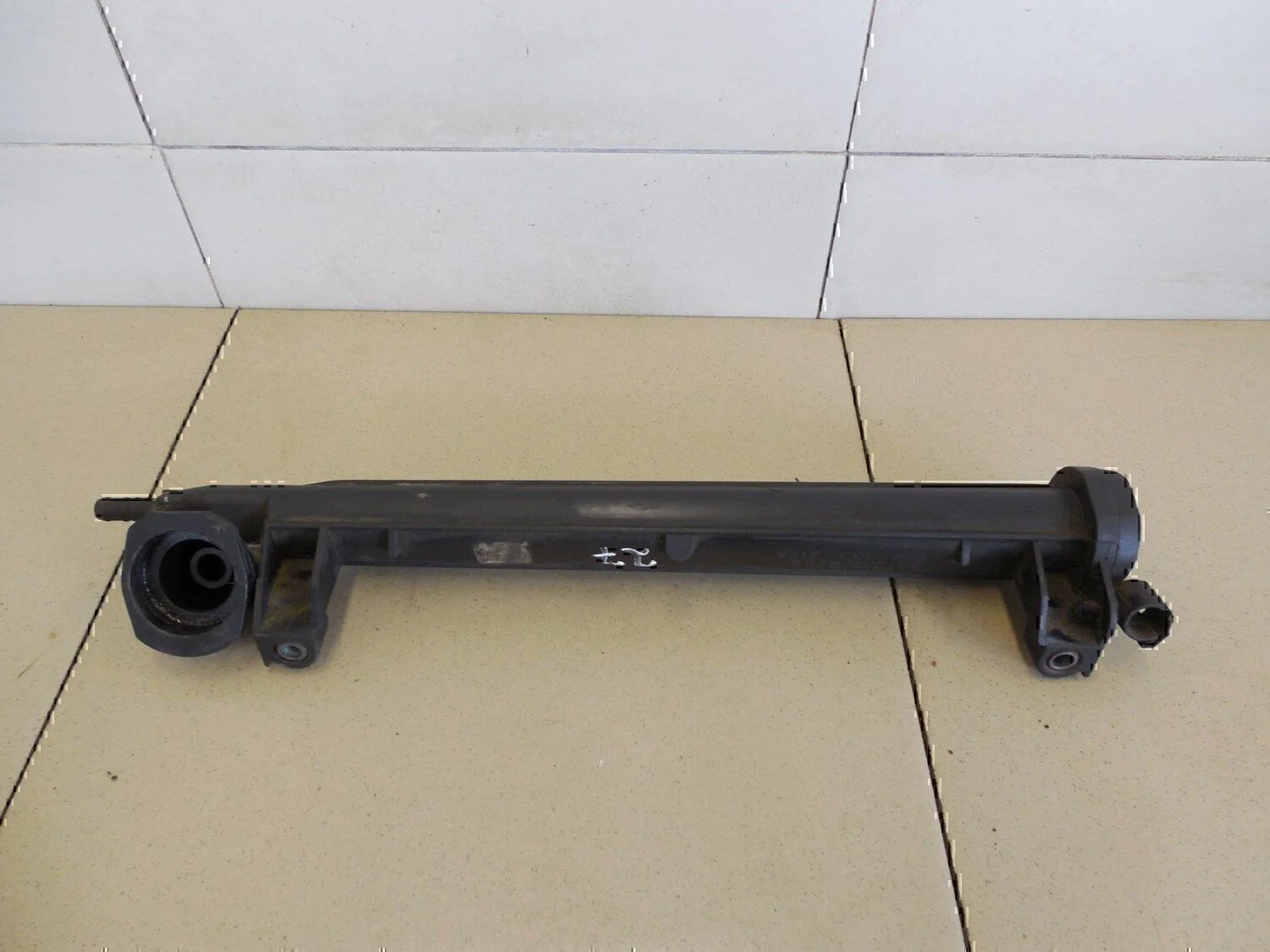 Рейка топливная (рампа) Audi A3 (8L1) 1996-2003 - миниатюра 7