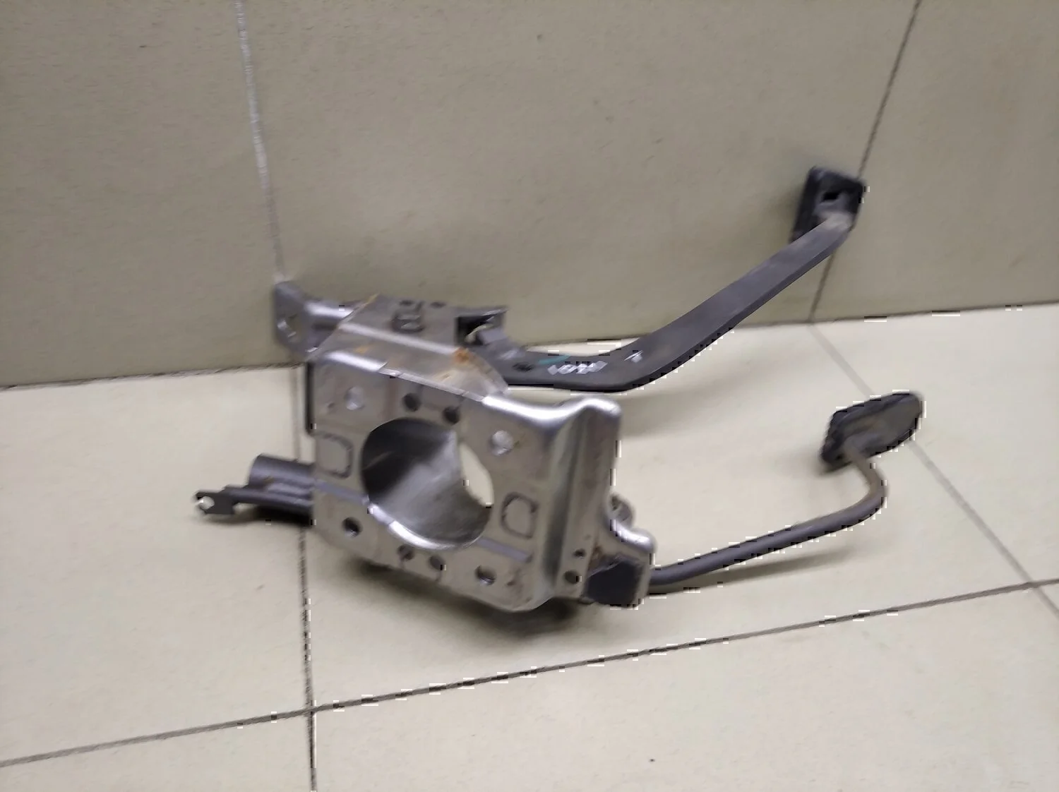 Блок педалей Chevrolet Aveo (T200) 2003-2008 - миниатюра 4