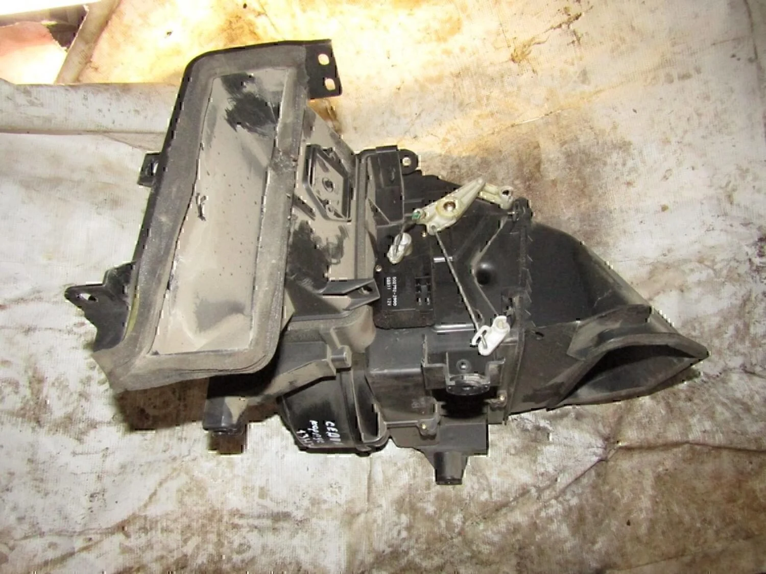 Корпус отопителя MITSUBISHI Lancer Cedia 2000-2003 - миниатюра 5