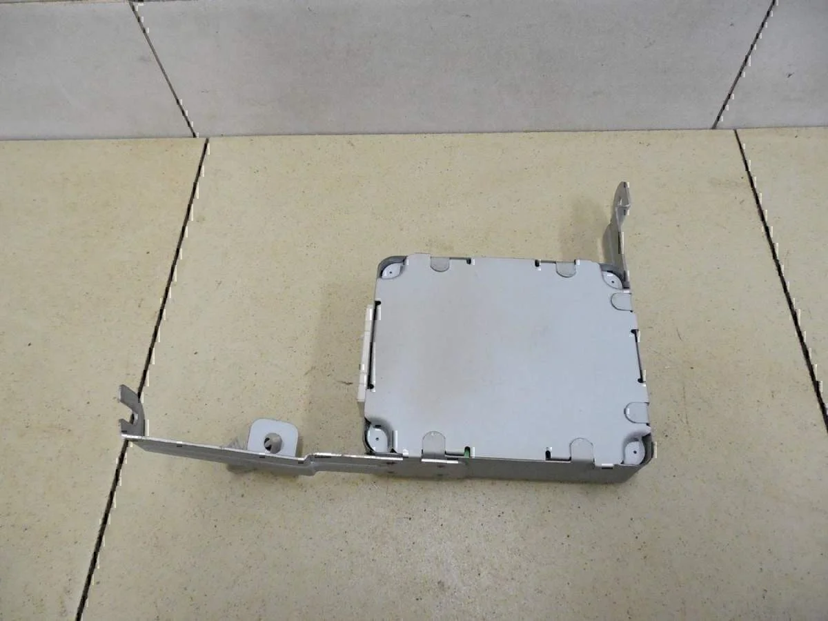Блок электронный Hyundai-KIA Elantra 2000-2005 - миниатюра 3