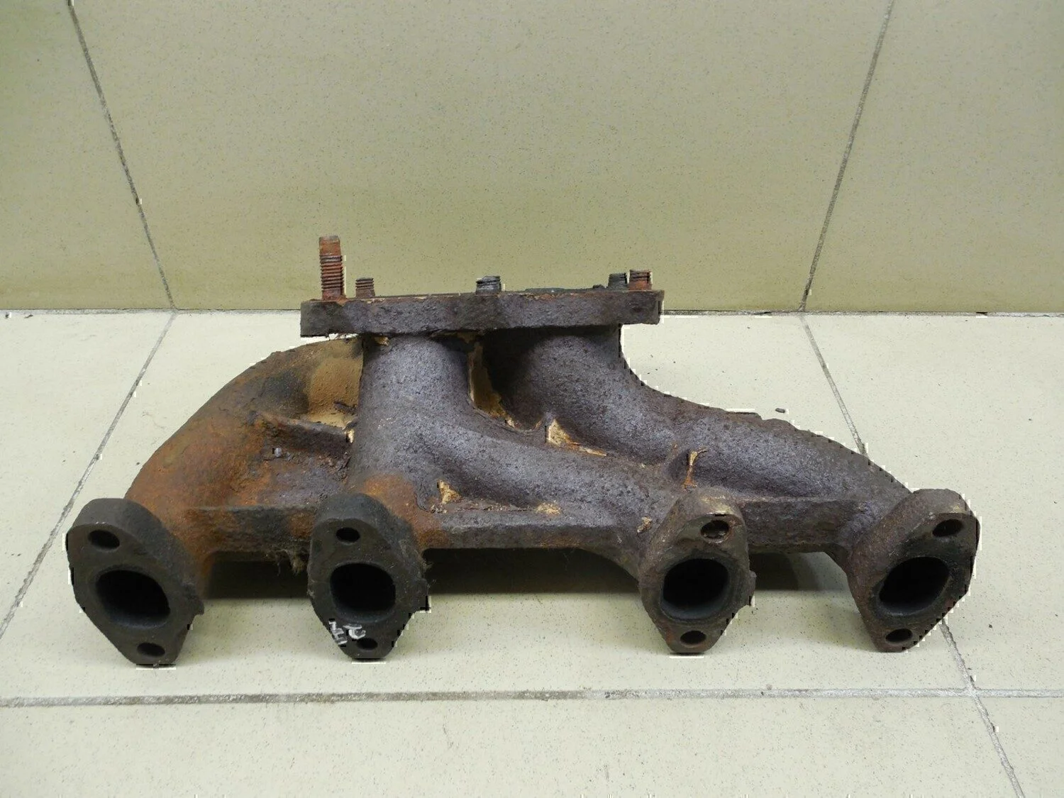 Коллектор выпускной Audi A3 (8L1) 1996-2003 - миниатюра 4
