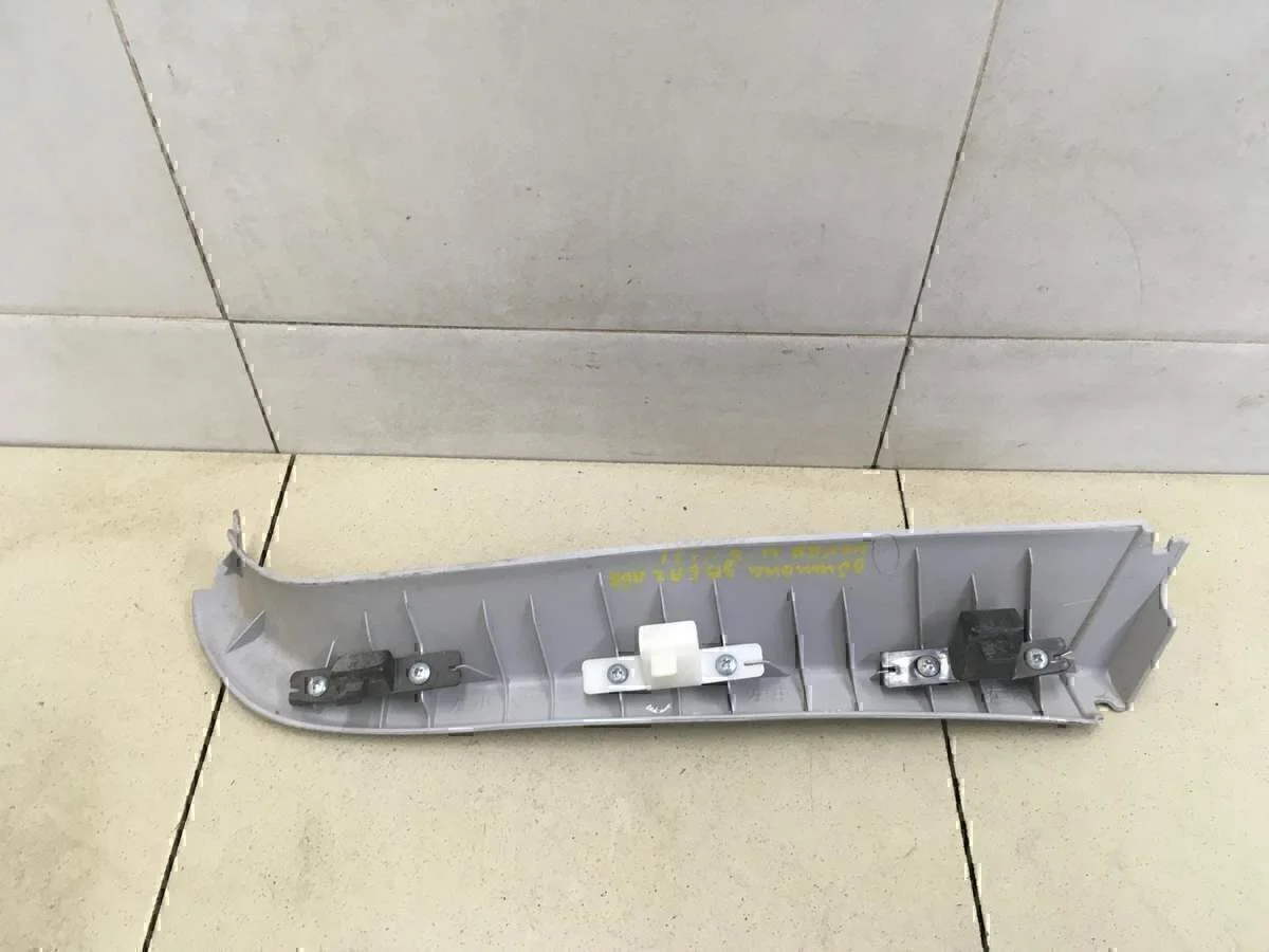 Обшивка двери багажника GREAT WALL Hover H3 2010> - миниатюра 2