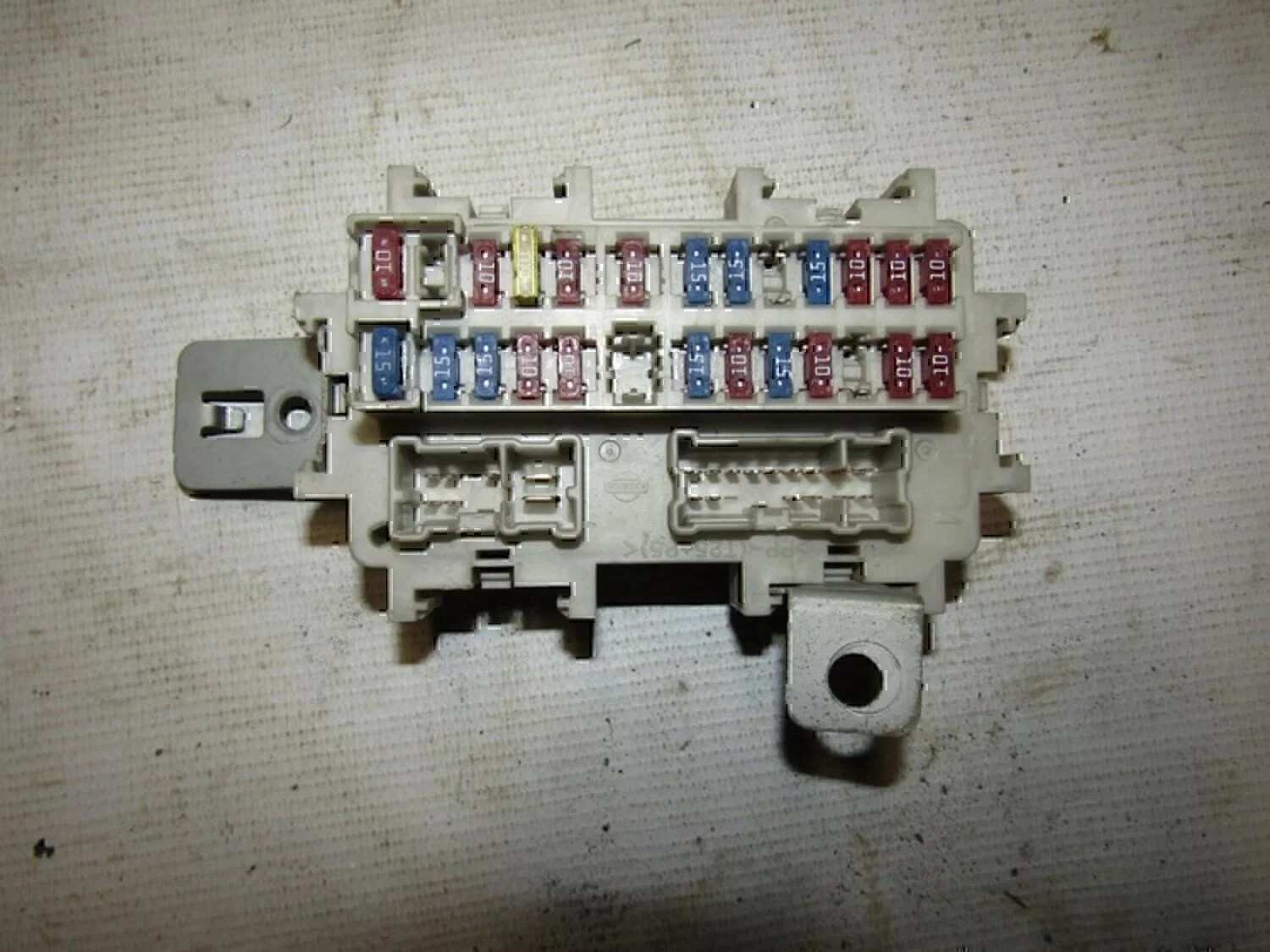 Блок предохранителей NISSAN Teana J31 2006-2008 - миниатюра 2