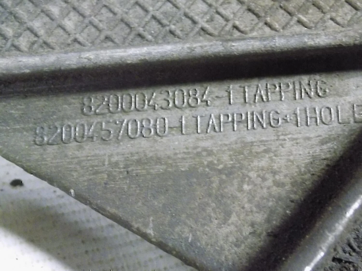 Кронштейн КПП левый NISSAN Almera N15 1995-2000 - миниатюра 3