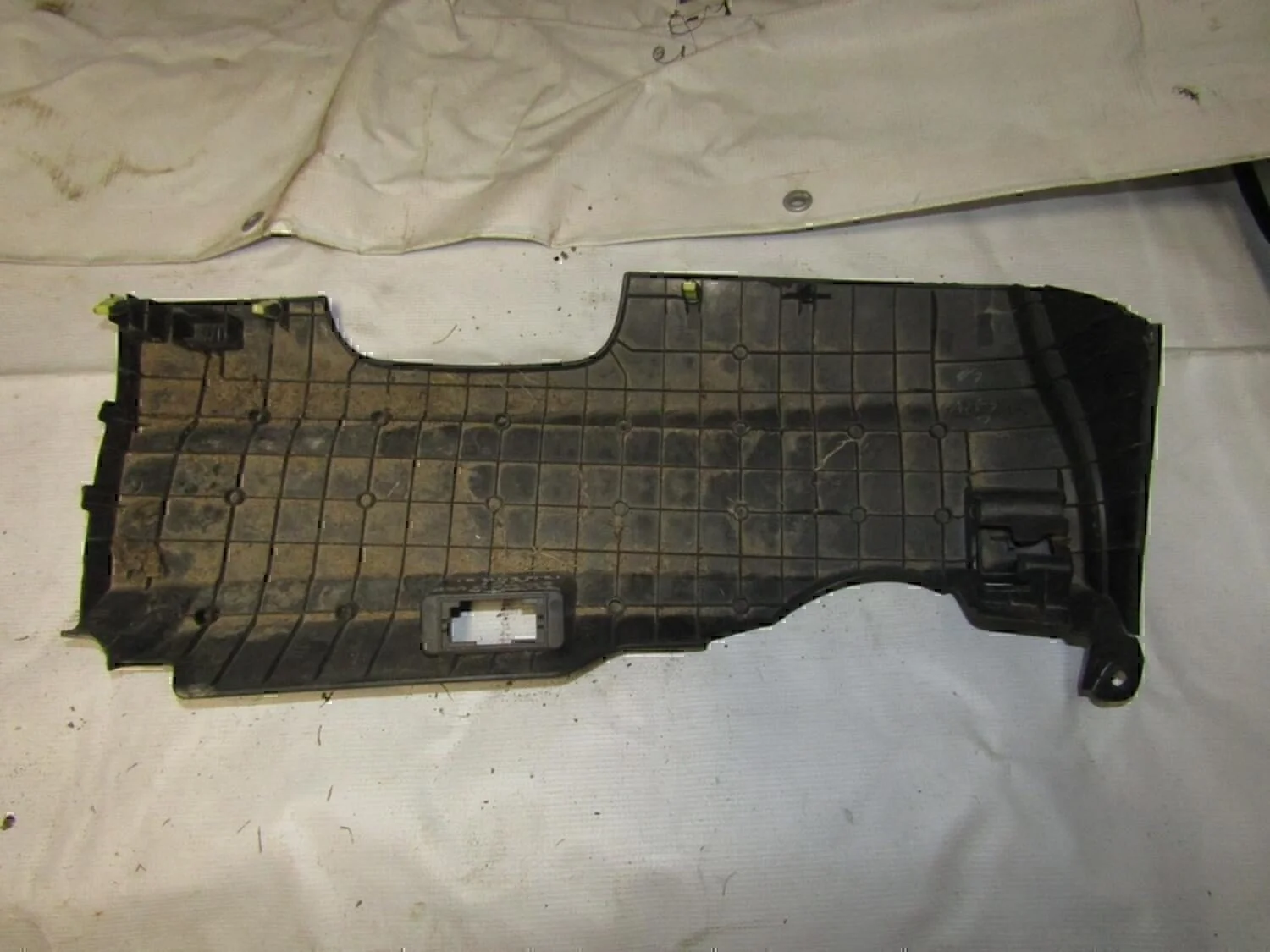 Накладка (кузов внутри) TOYOTA Camry XV40 2006-2011 - миниатюра 3