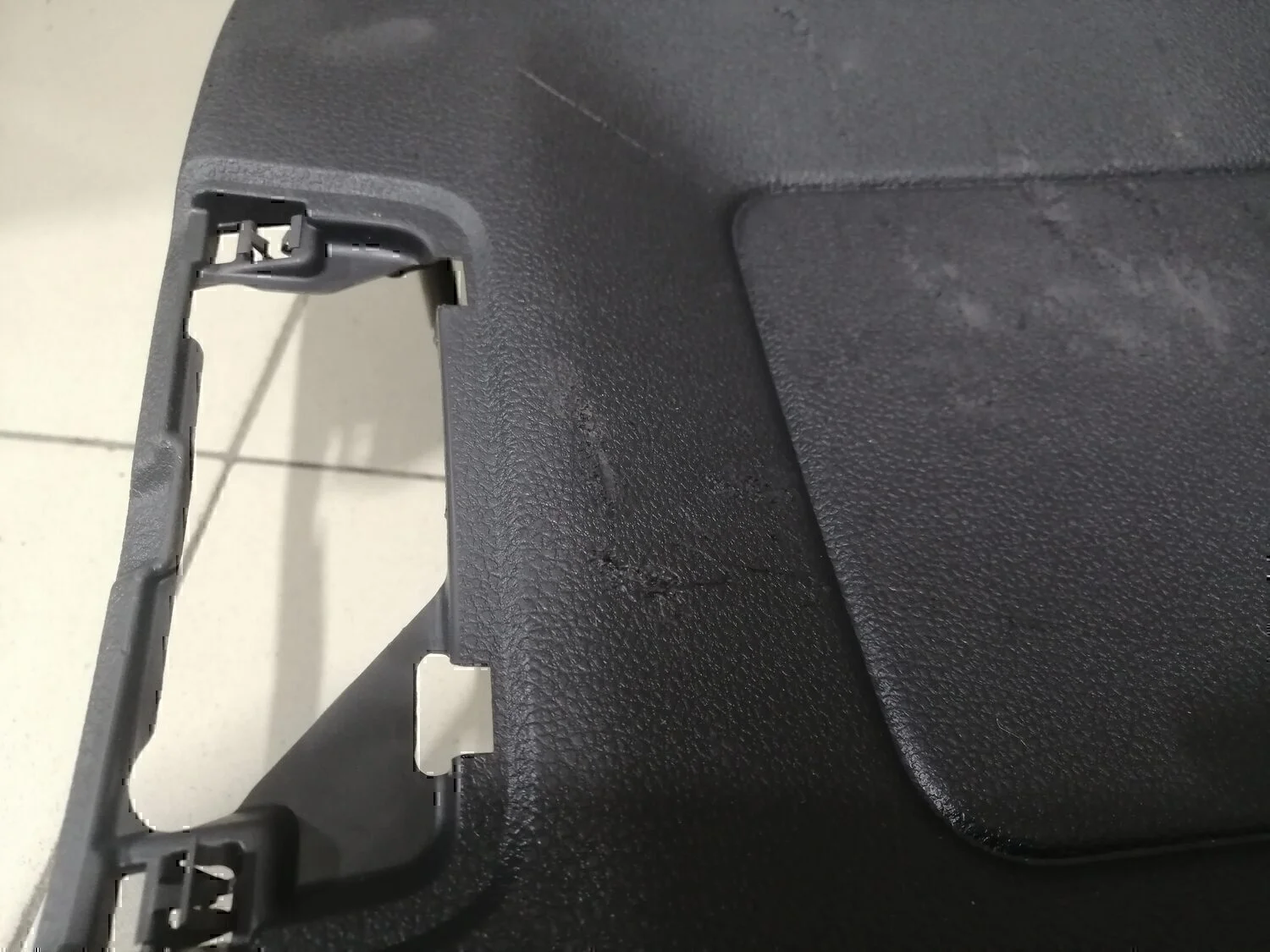 Обшивка двери багажника VW Tiguan 2011-2016 - миниатюра 6