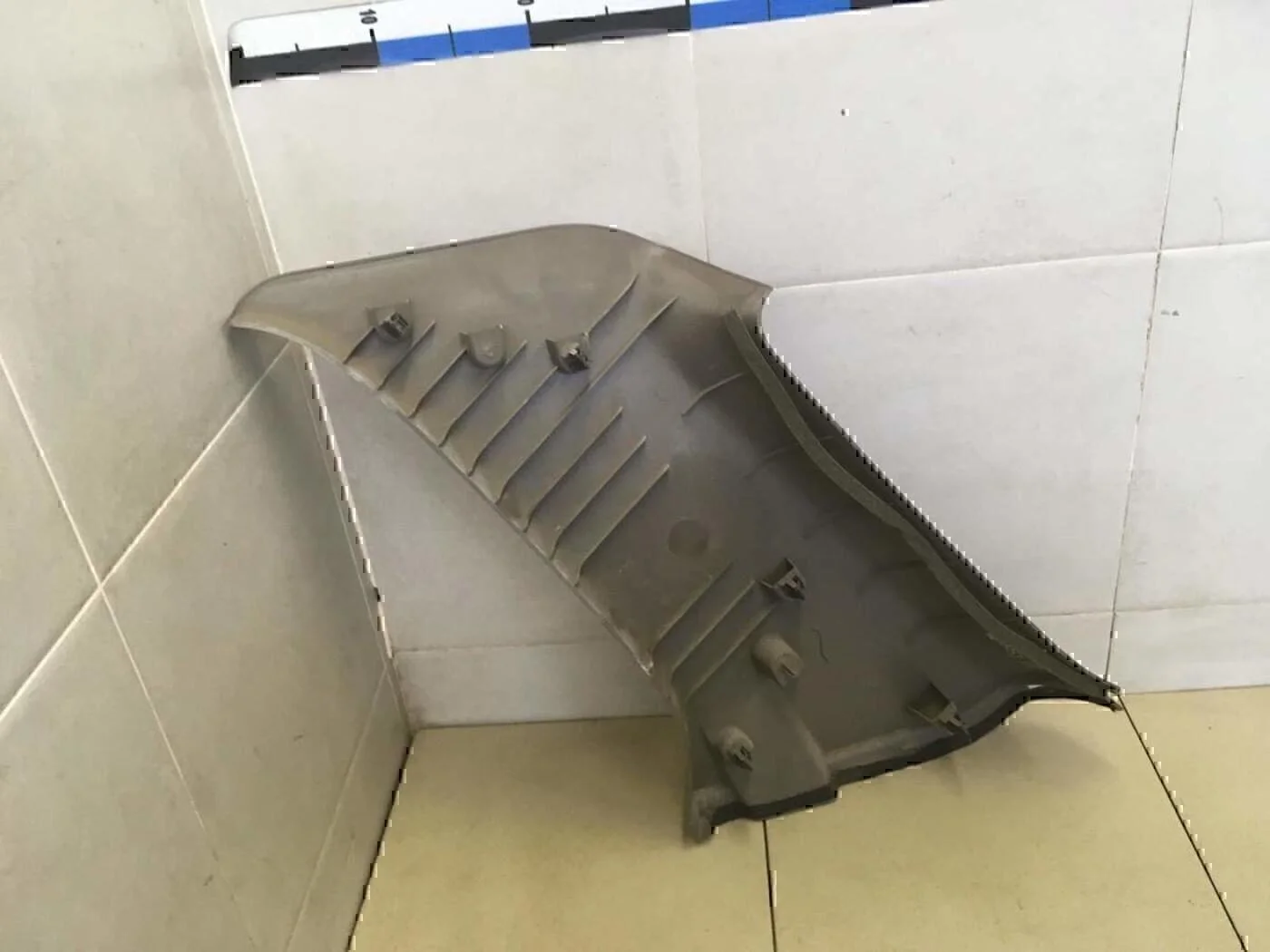 Обшивка стойки FORD Escape 2001-2006 - миниатюра 2