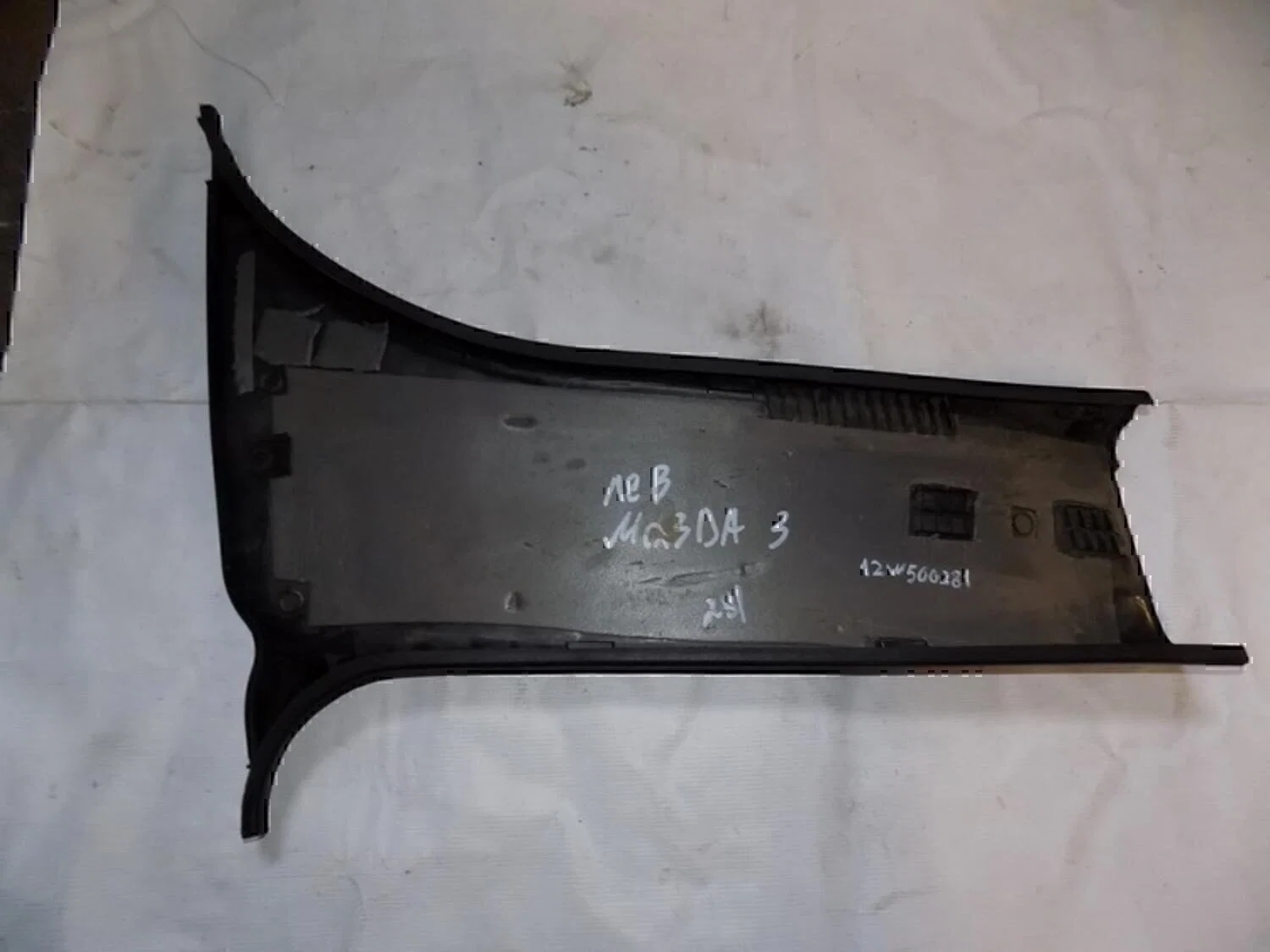 Обшивка стойки MAZDA Mazda 3 (BK) 2002-2009 - миниатюра 2