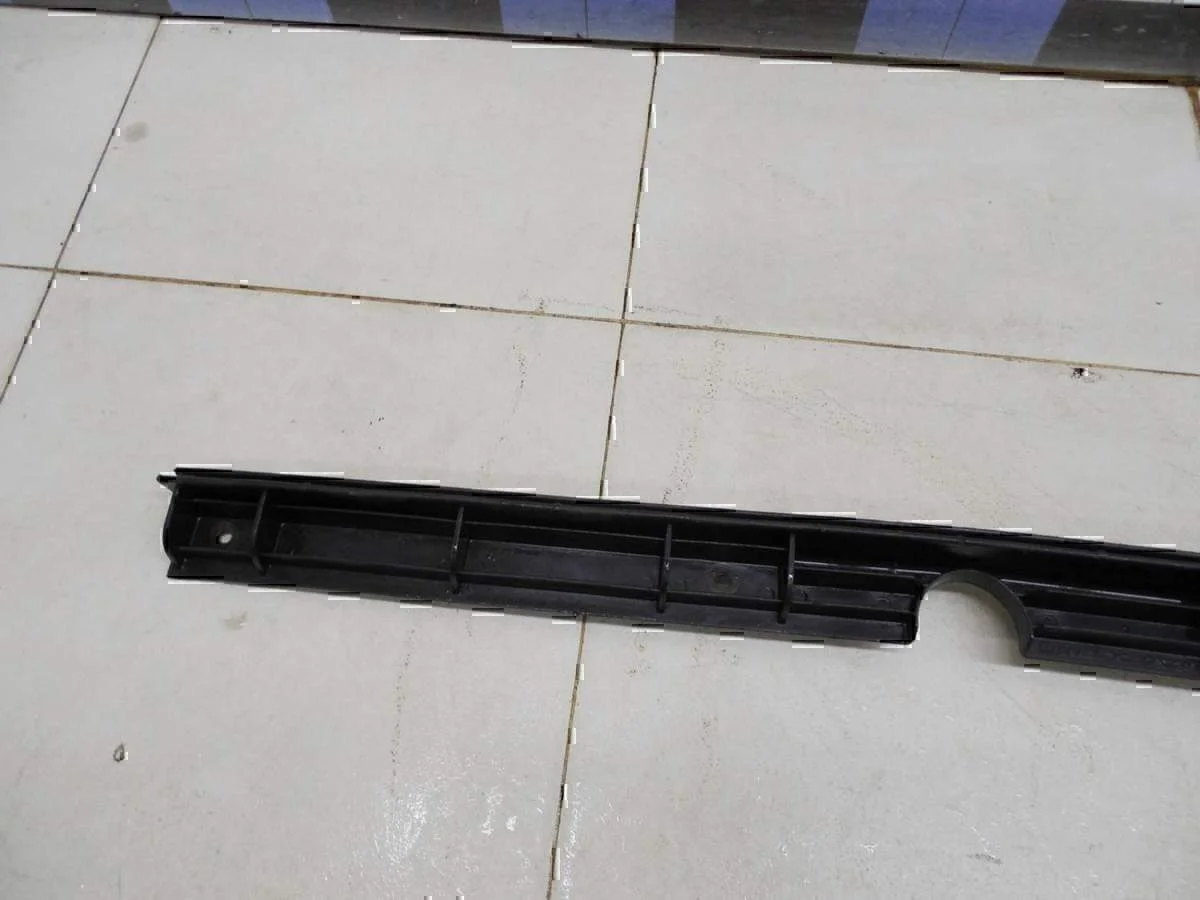 Наполнитель заднего бампера VW Pointer/Golf BR 2004-2009 - миниатюра 3
