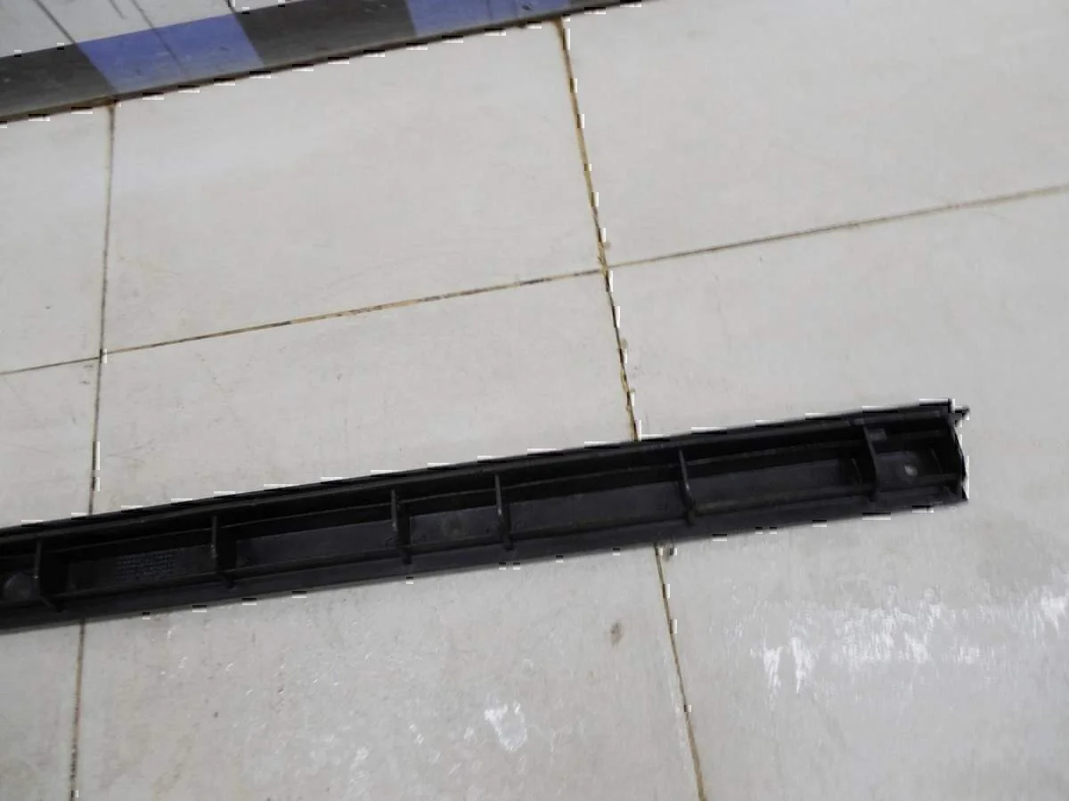 Наполнитель заднего бампера VW Pointer/Golf BR 2004-2009 - миниатюра 4
