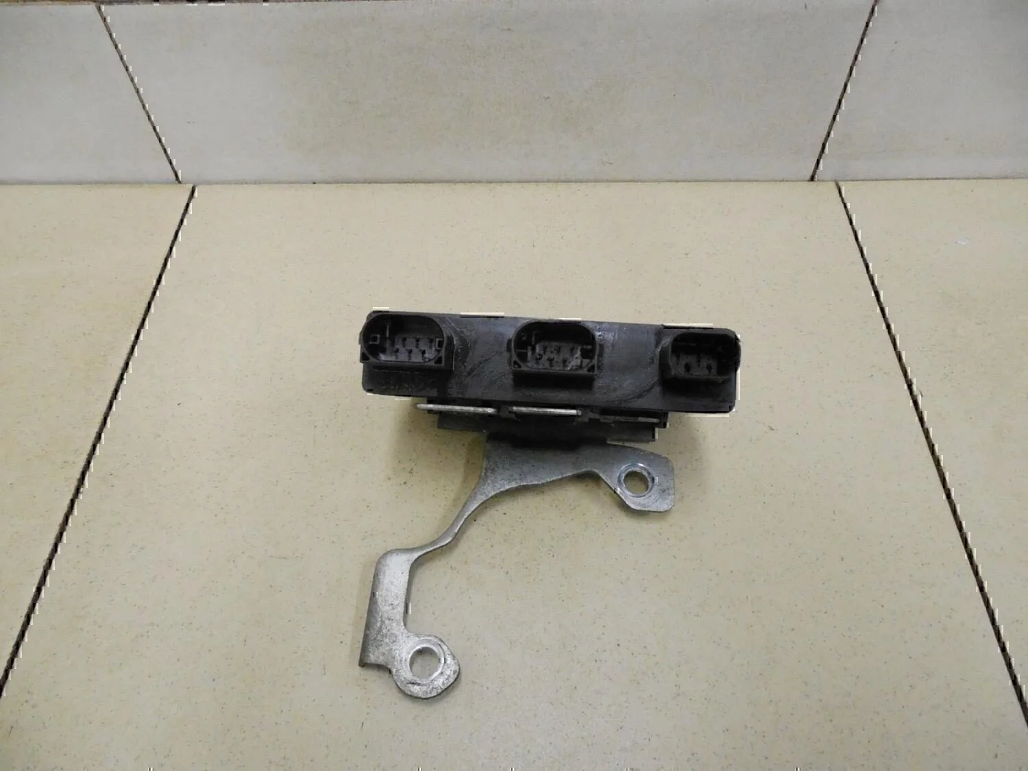Блок электронный MERCEDES-BENZ W202 1993-2000 - миниатюра 3