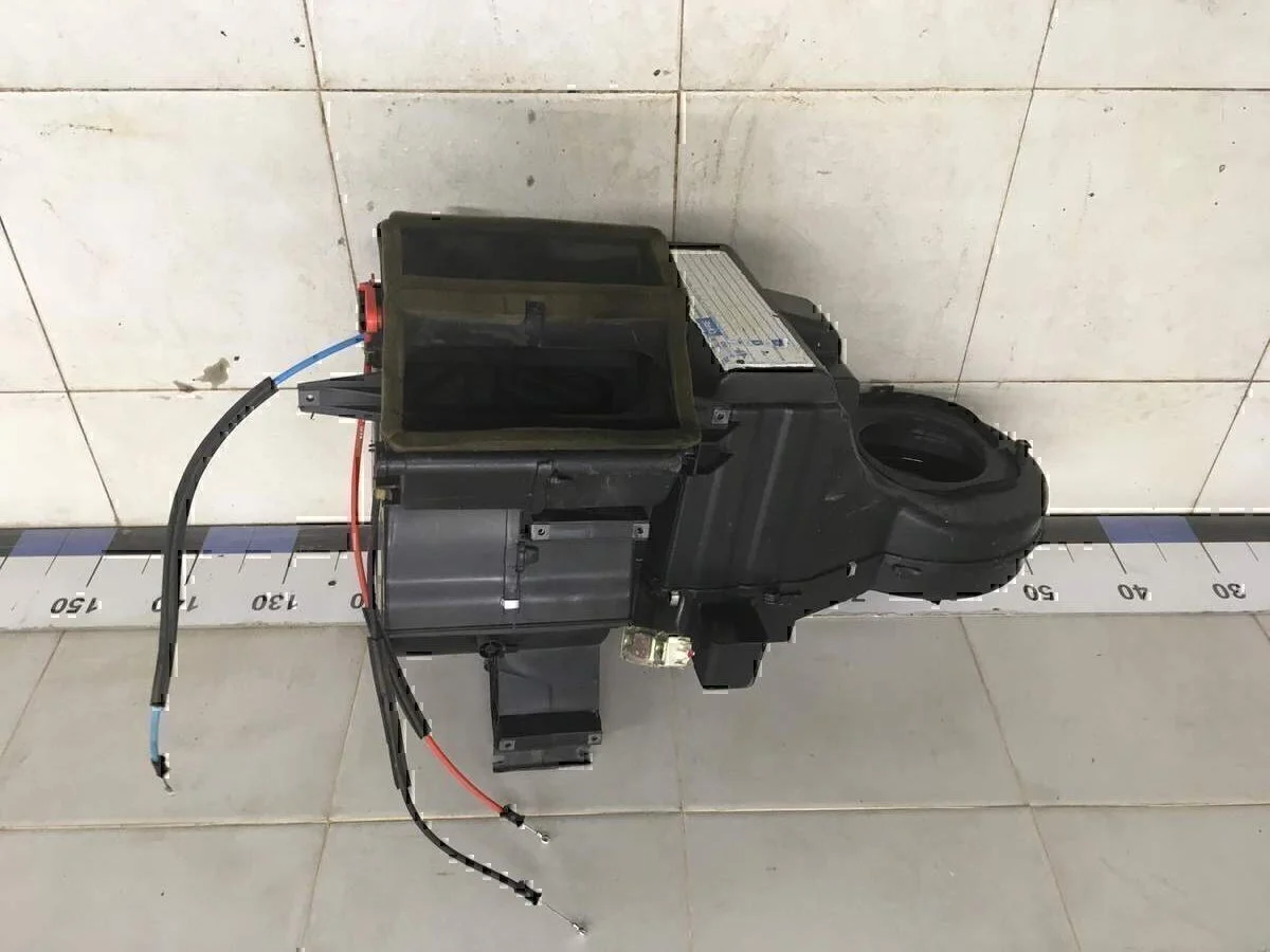 Корпус отопителя VW Pointer/Golf BR 2004-2009 - миниатюра 4