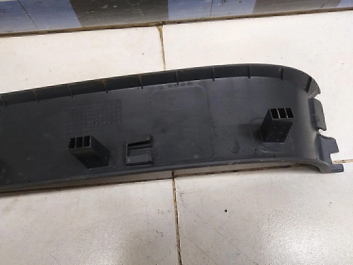 Накладка порога (внутренняя) VW Touran 2003-2010 - миниатюра 7