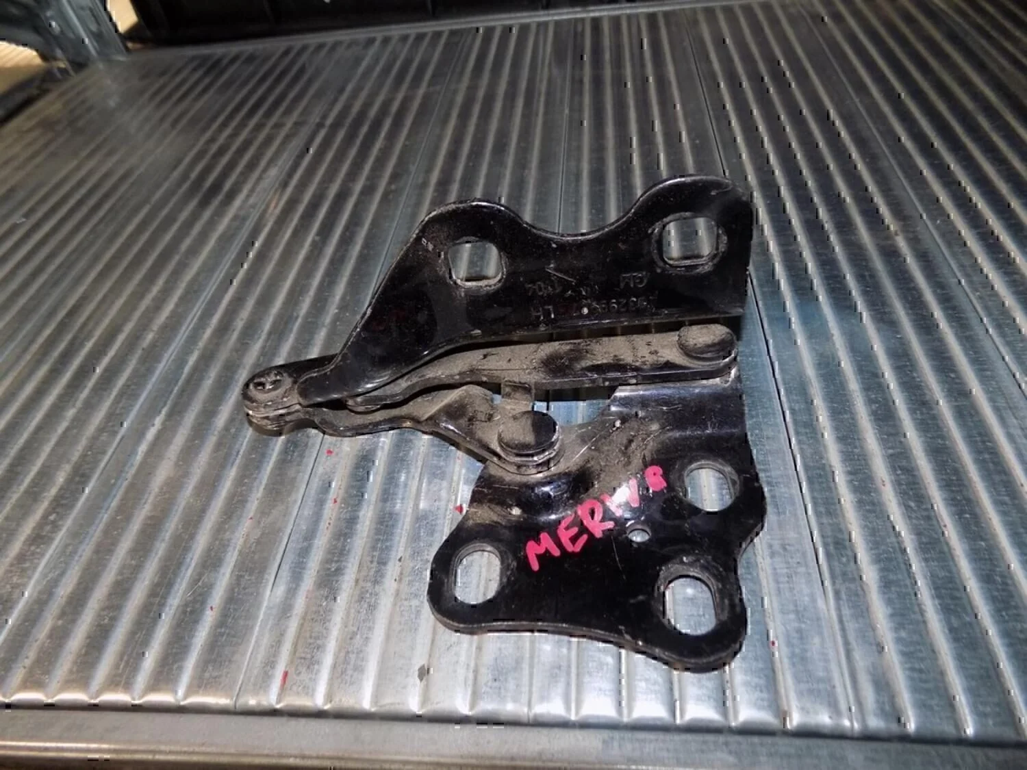 Петля капота левая OPEL Meriva 2003-2010 - миниатюра 2
