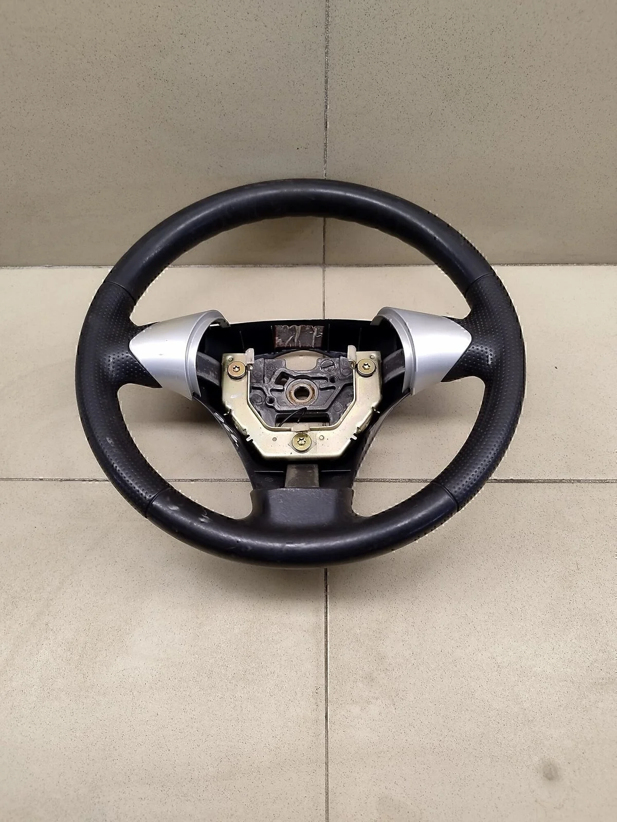 Рулевое колесо без AIR BAG Haima 3 - изображение 1