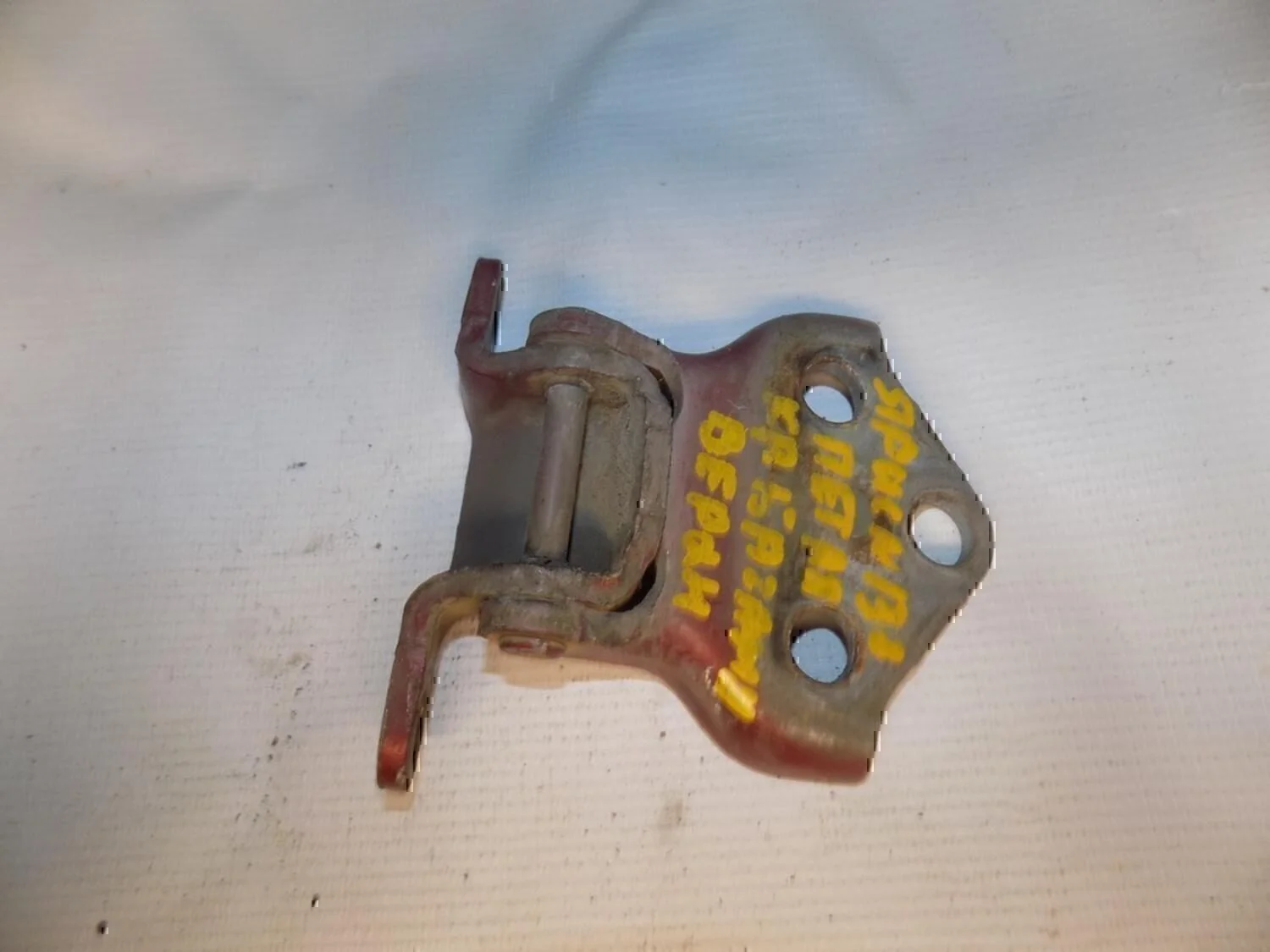 Петля двери багажника TOYOTA Yaris Verso 1999-2005 - миниатюра 2