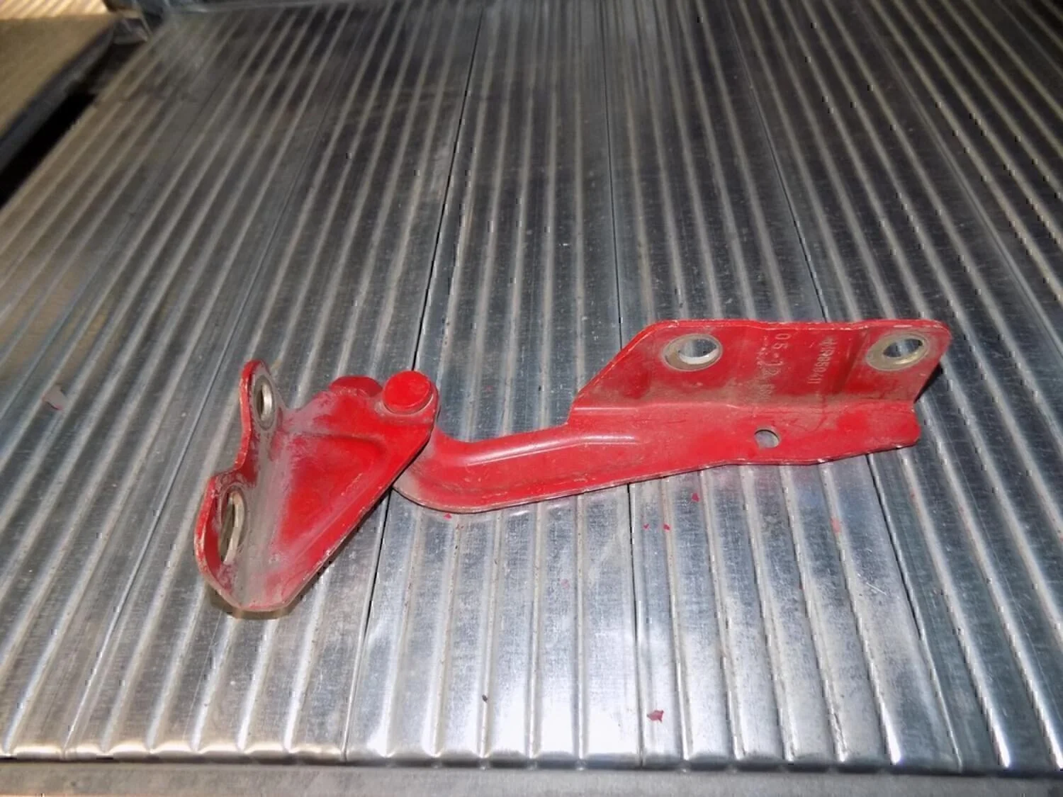 Петля капота левая MITSUBISHI Colt (Z3) 2004-2012 - миниатюра 2