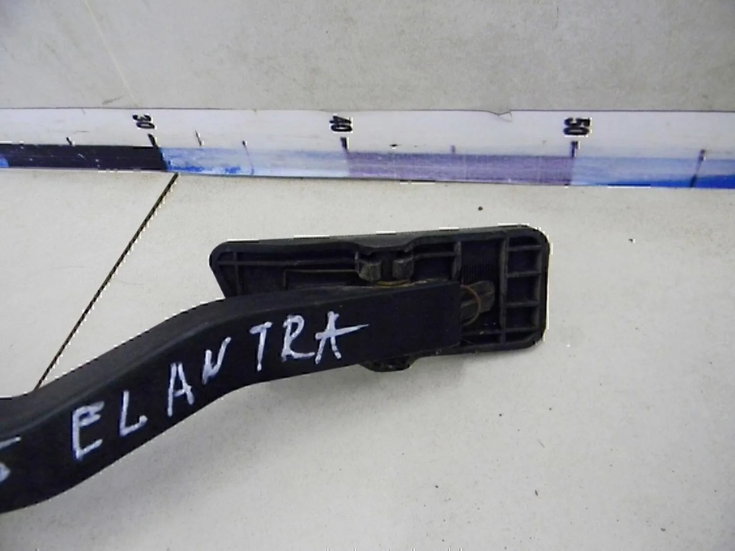 Педаль газа Hyundai-KIA Elantra 2000-2005 - миниатюра 2