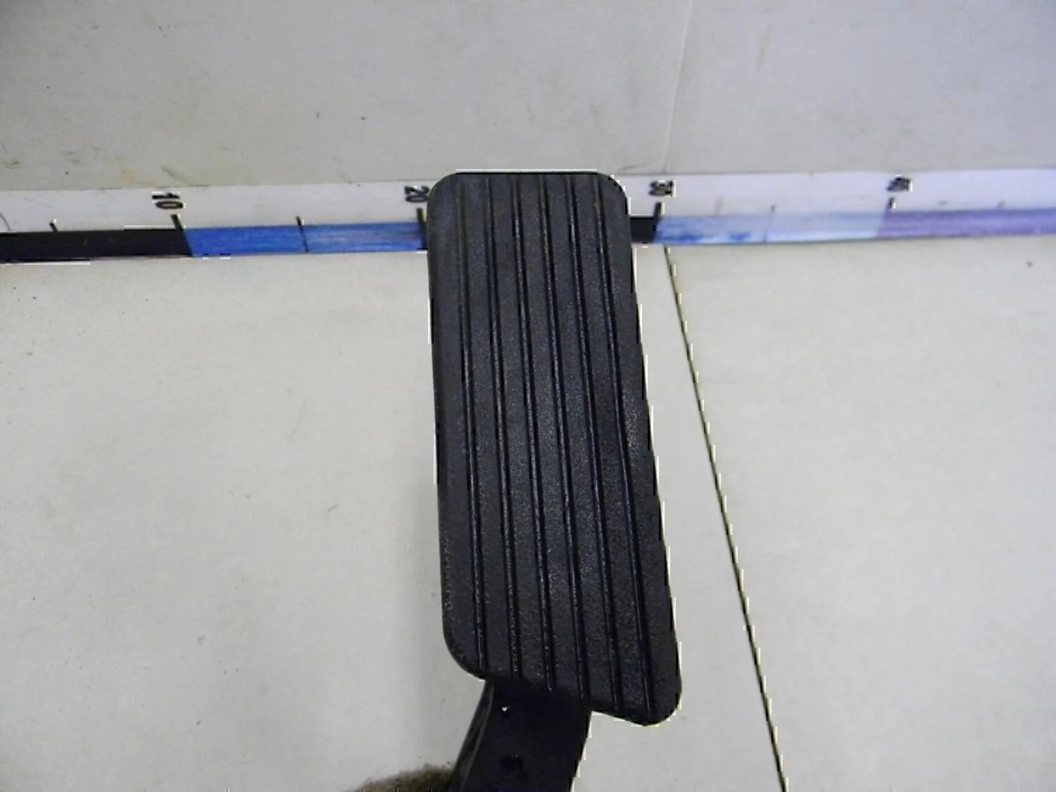 Педаль газа Hyundai-KIA Elantra 2000-2005 - миниатюра 3