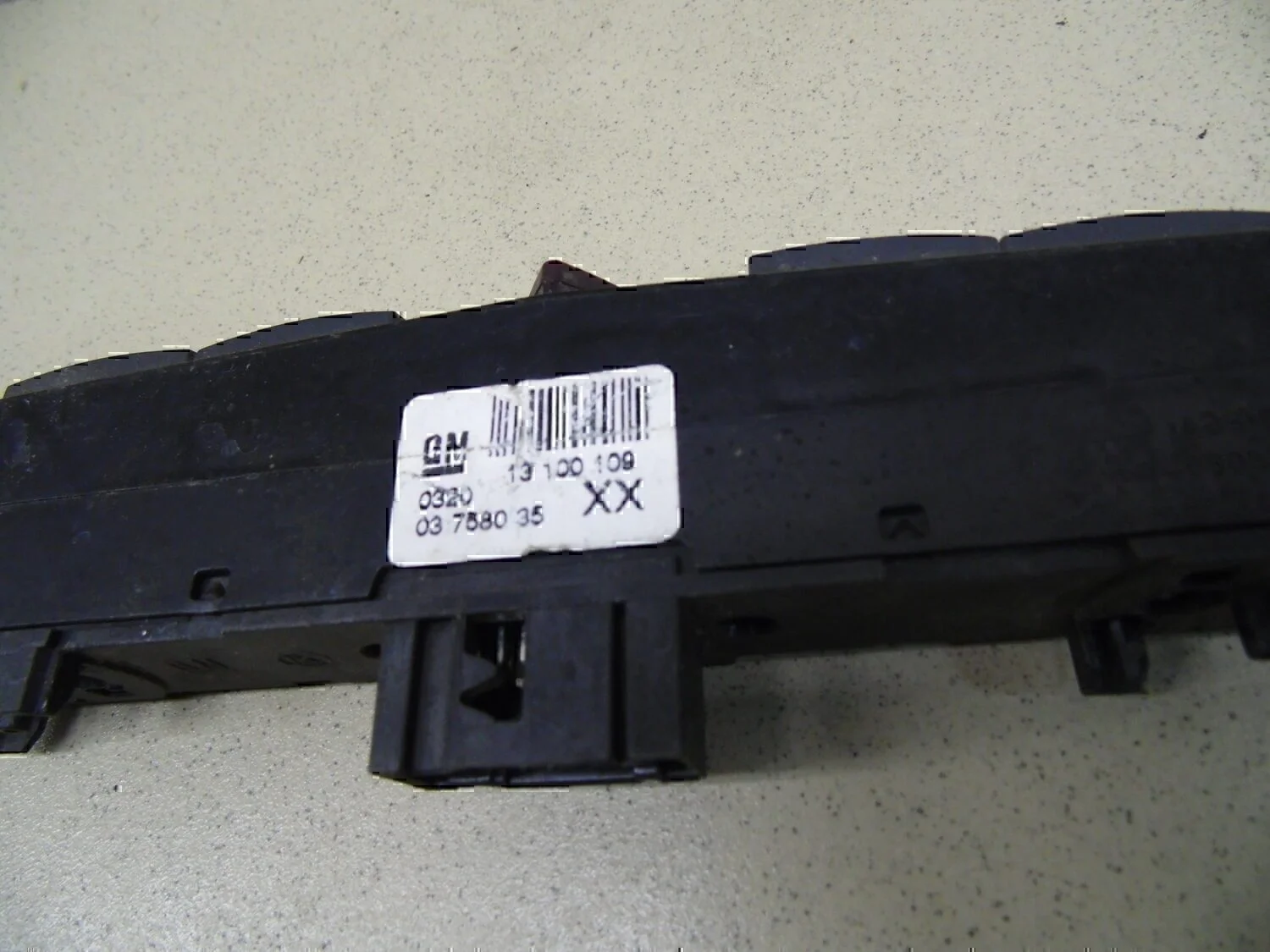 Блок кнопок Audi 80/90 [B3] 1986-1991 - миниатюра 3
