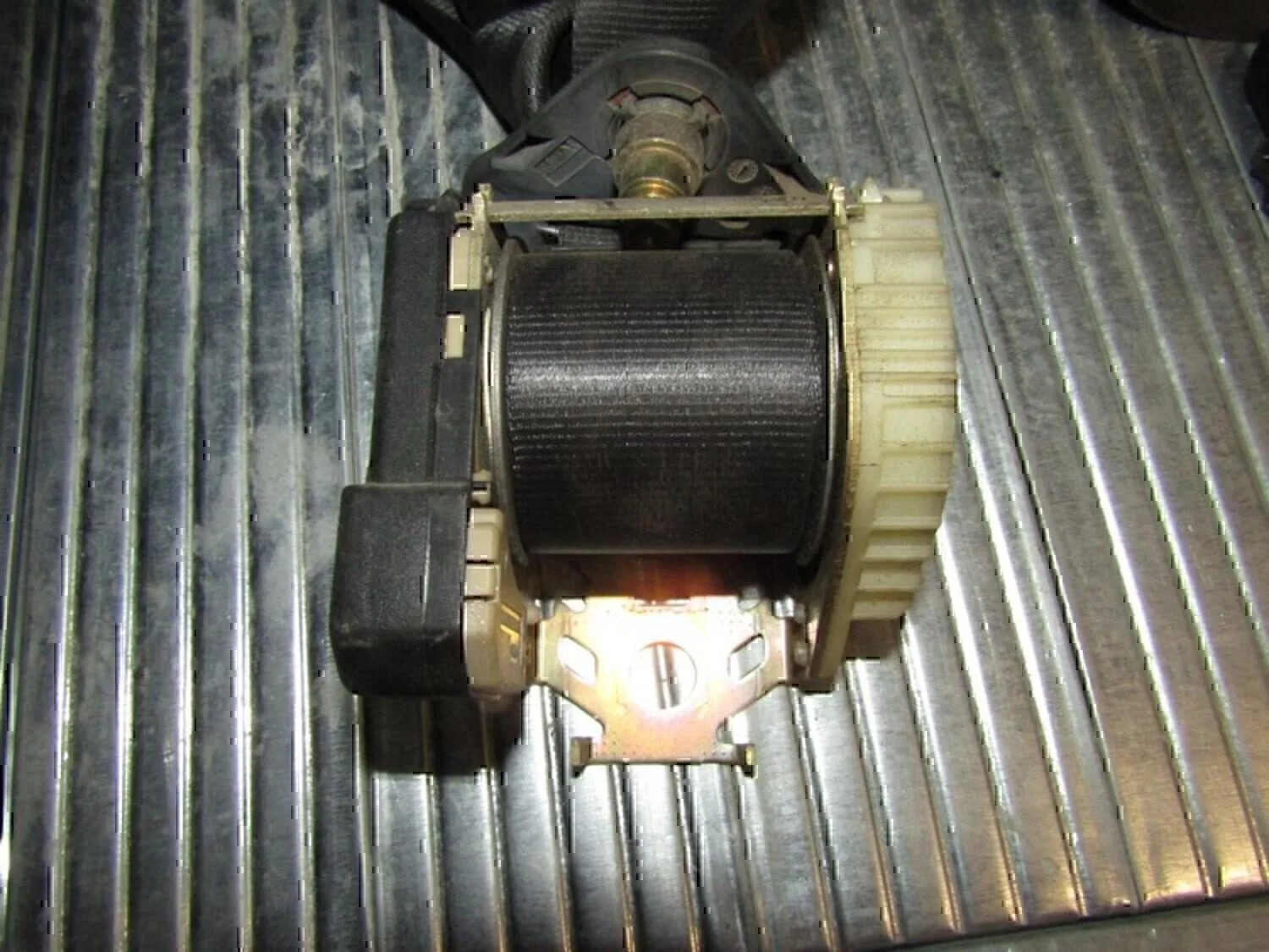 Ремень безопасности RENAULT Kangoo 1997-2003 - миниатюра 2