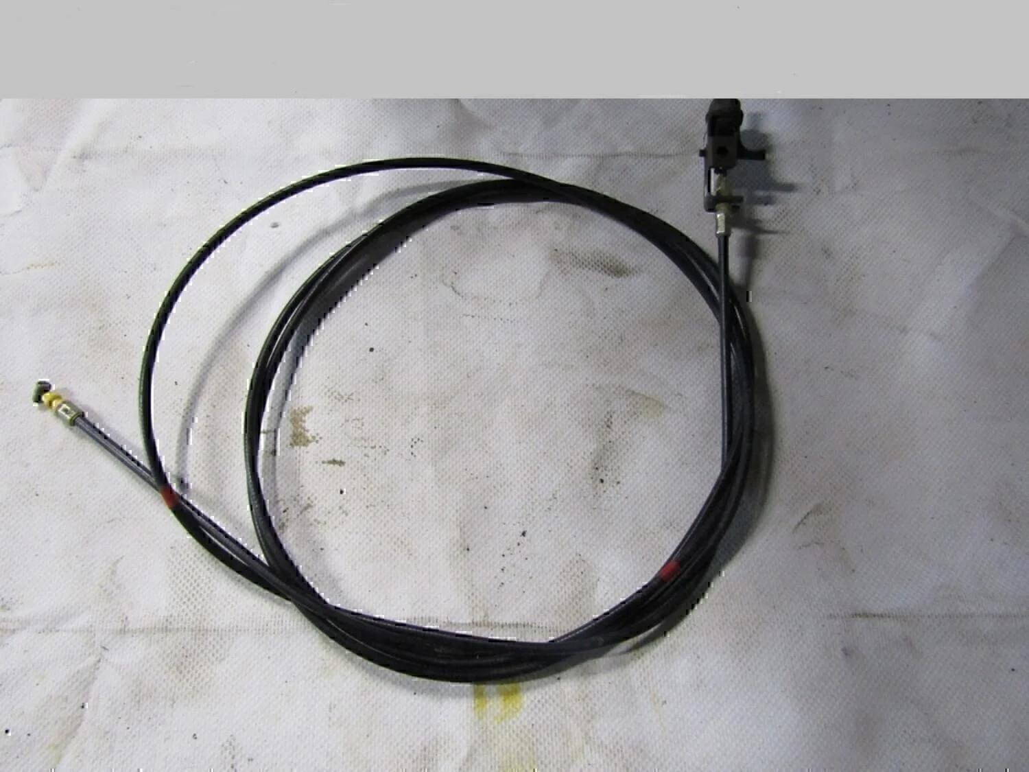 Трос лючка бензобака Hyundai-KIA Spectra 2001-2011 - изображение 1