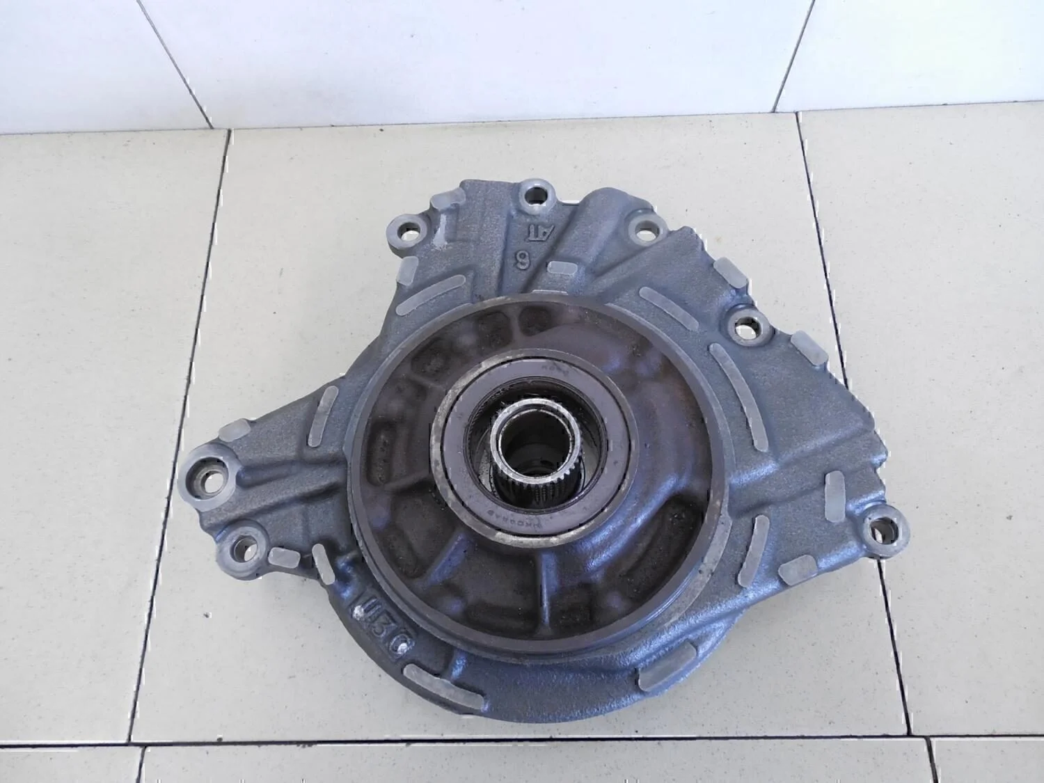 Насос масляный КПП VW Golf V 2003-2009 - миниатюра 3