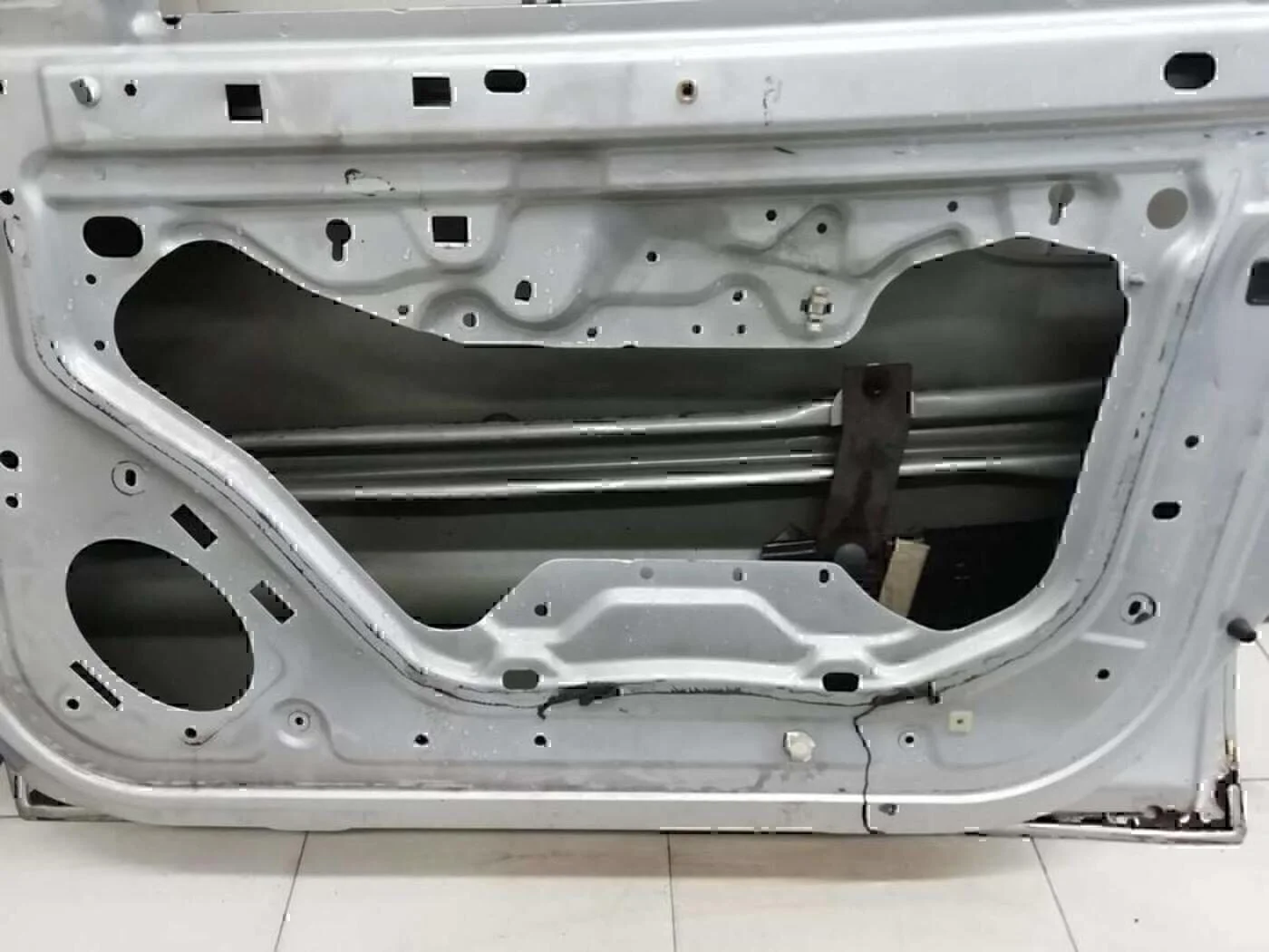 Дверь передняя правая Chevrolet Alero 1999-2004 - миниатюра 3