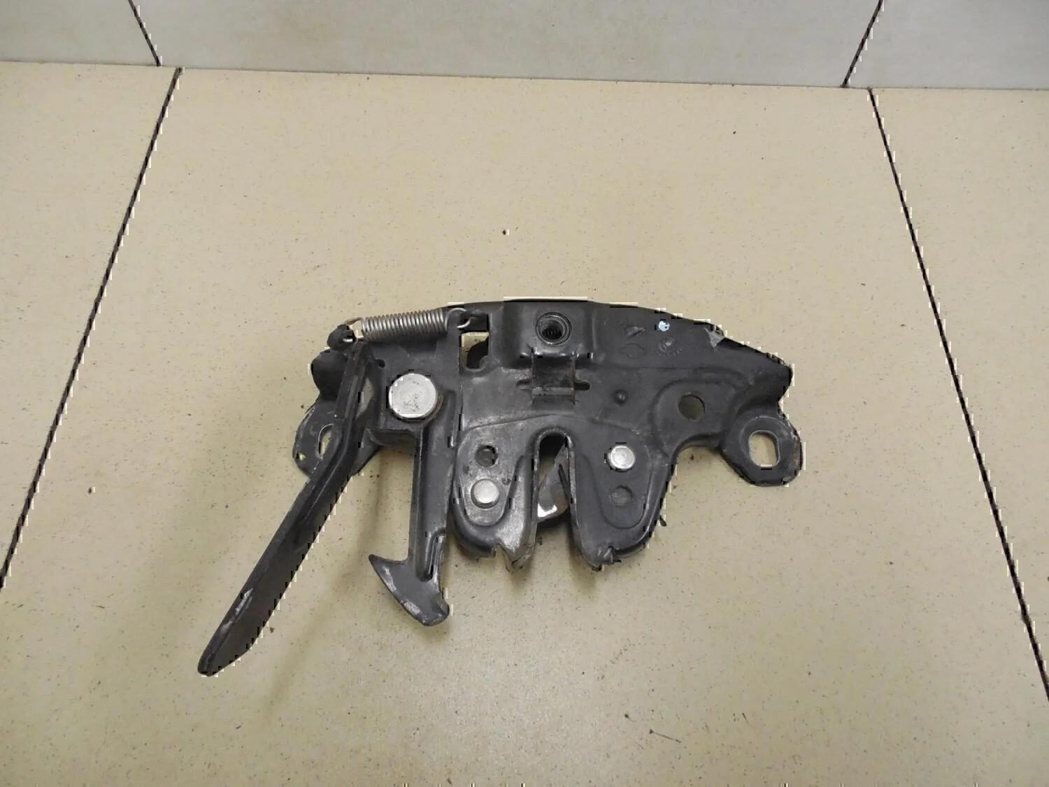Замок капота NISSAN X-Trail (T31) 2007-2014 - миниатюра 2