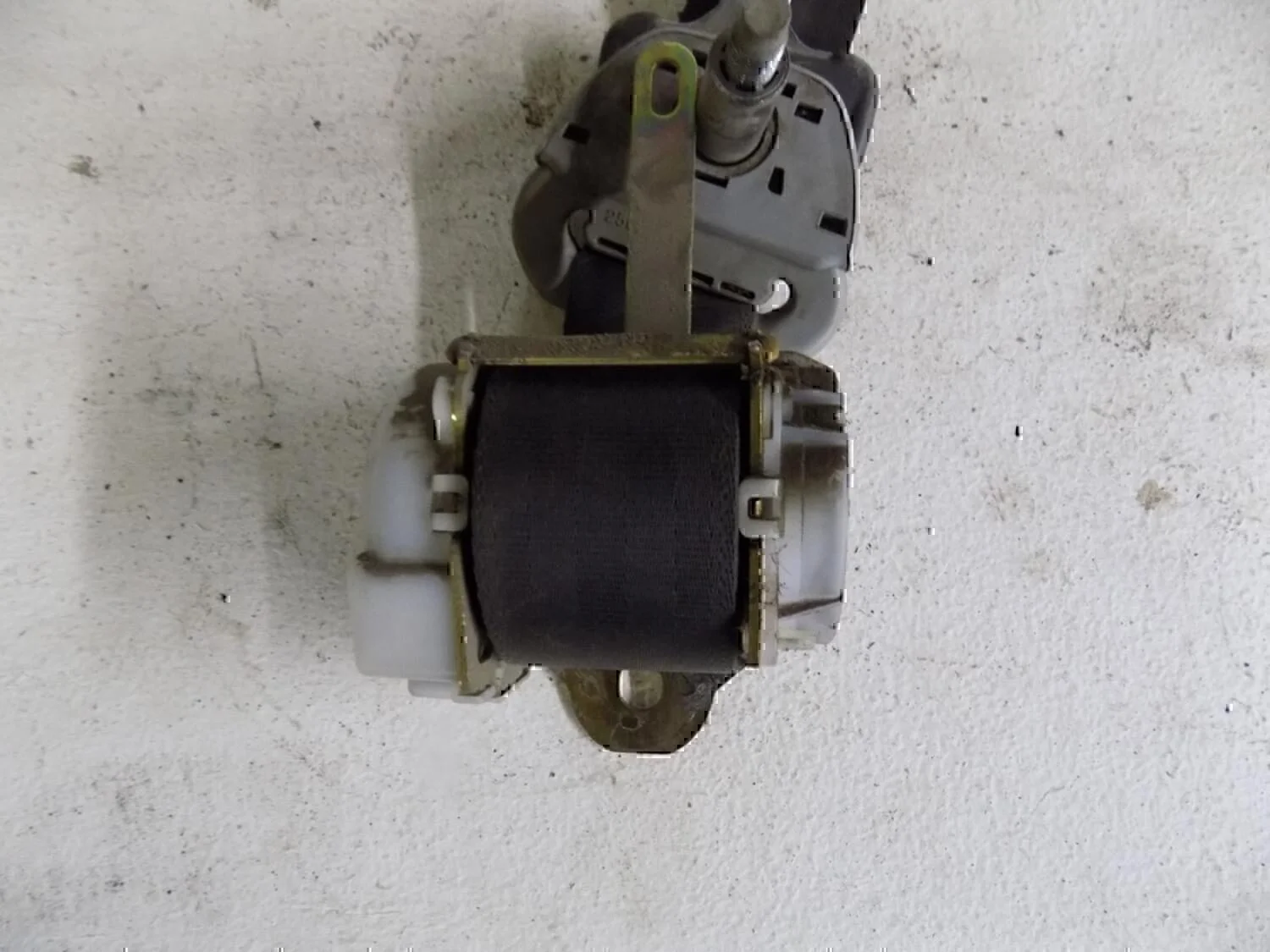 Ремень безопасности TOYOTA RAV 4 2000-2005 - миниатюра 3