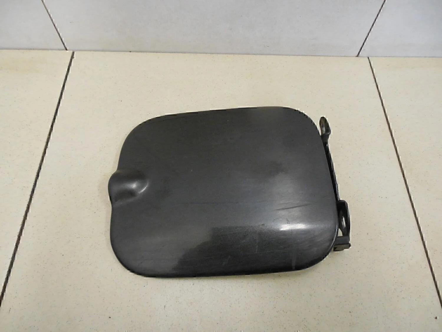 Лючок бензобака RENAULT Logan 2005-2014 - миниатюра 2