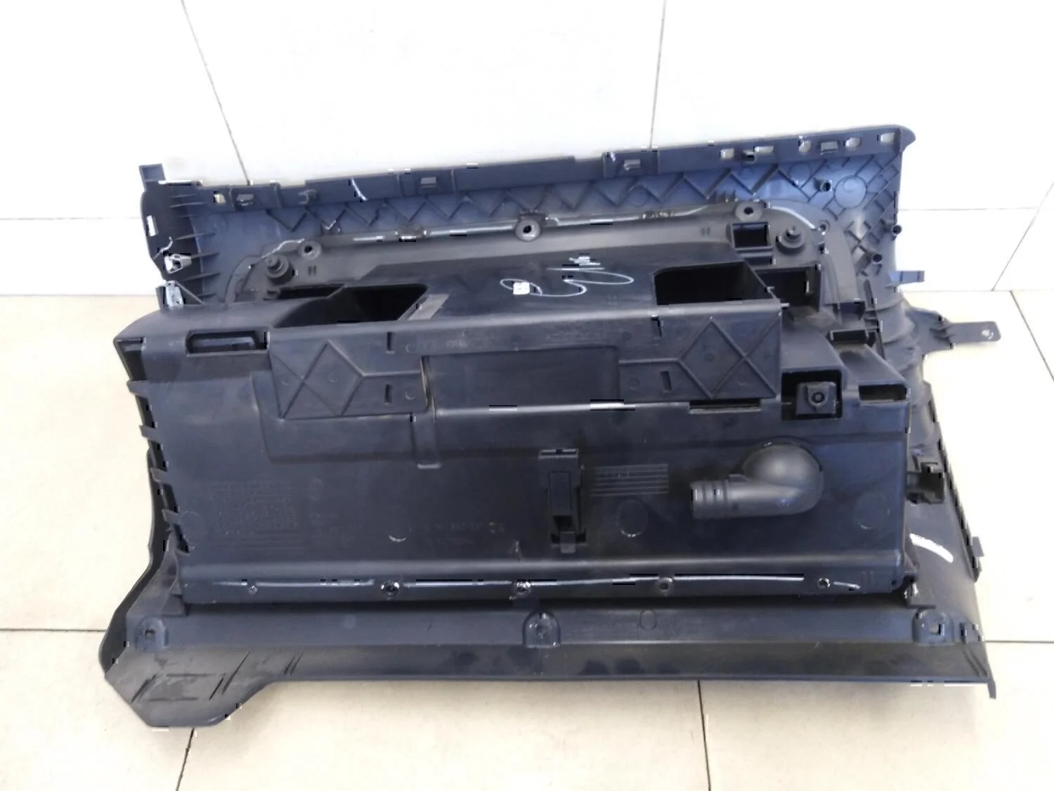 Бардачок VW Jetta 2006-2011 - миниатюра 5