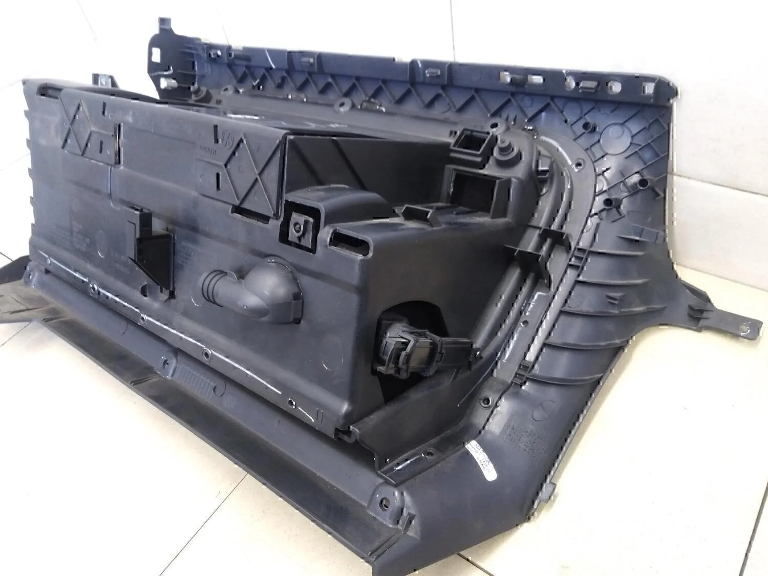 Бардачок VW Jetta 2006-2011 - миниатюра 6