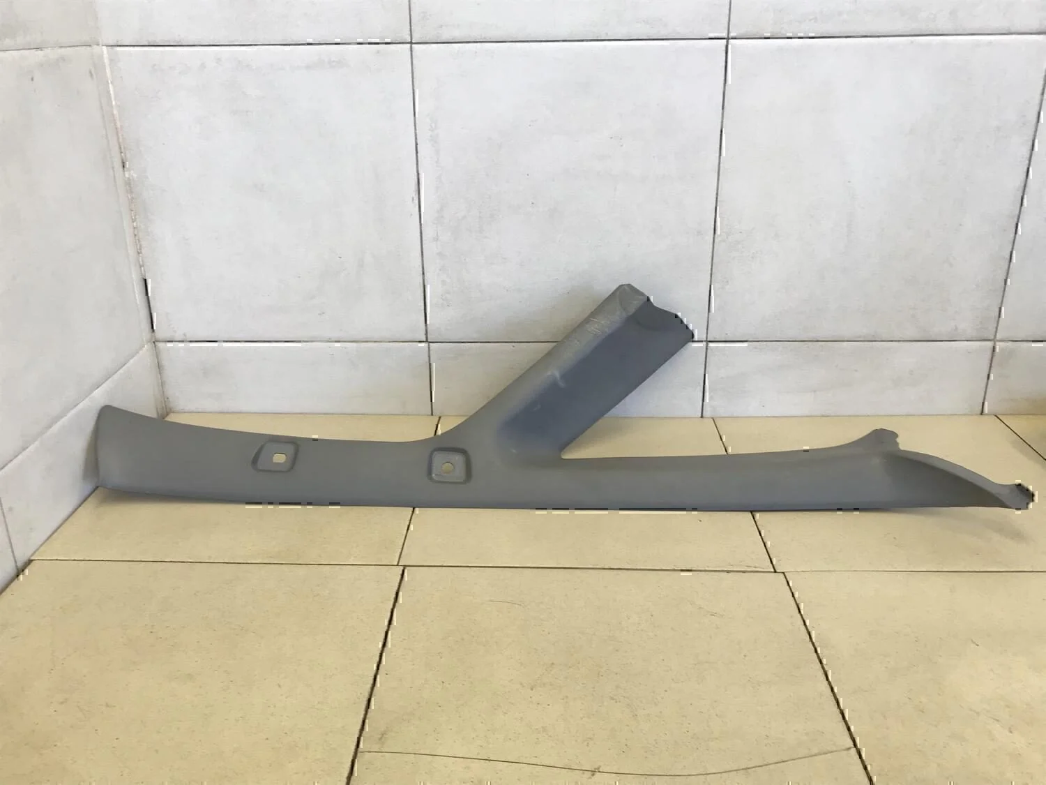 Обшивка стойки Hyundai-KIA Starex H1 1997-2007 - изображение 1