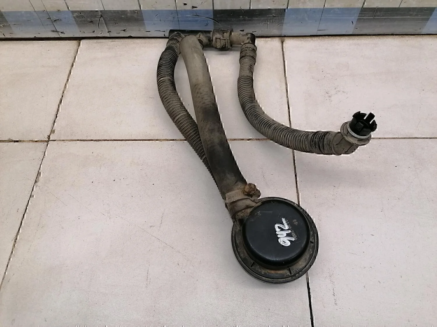 Клапан воздушный FORD Focus I 1998-2004 - миниатюра 3