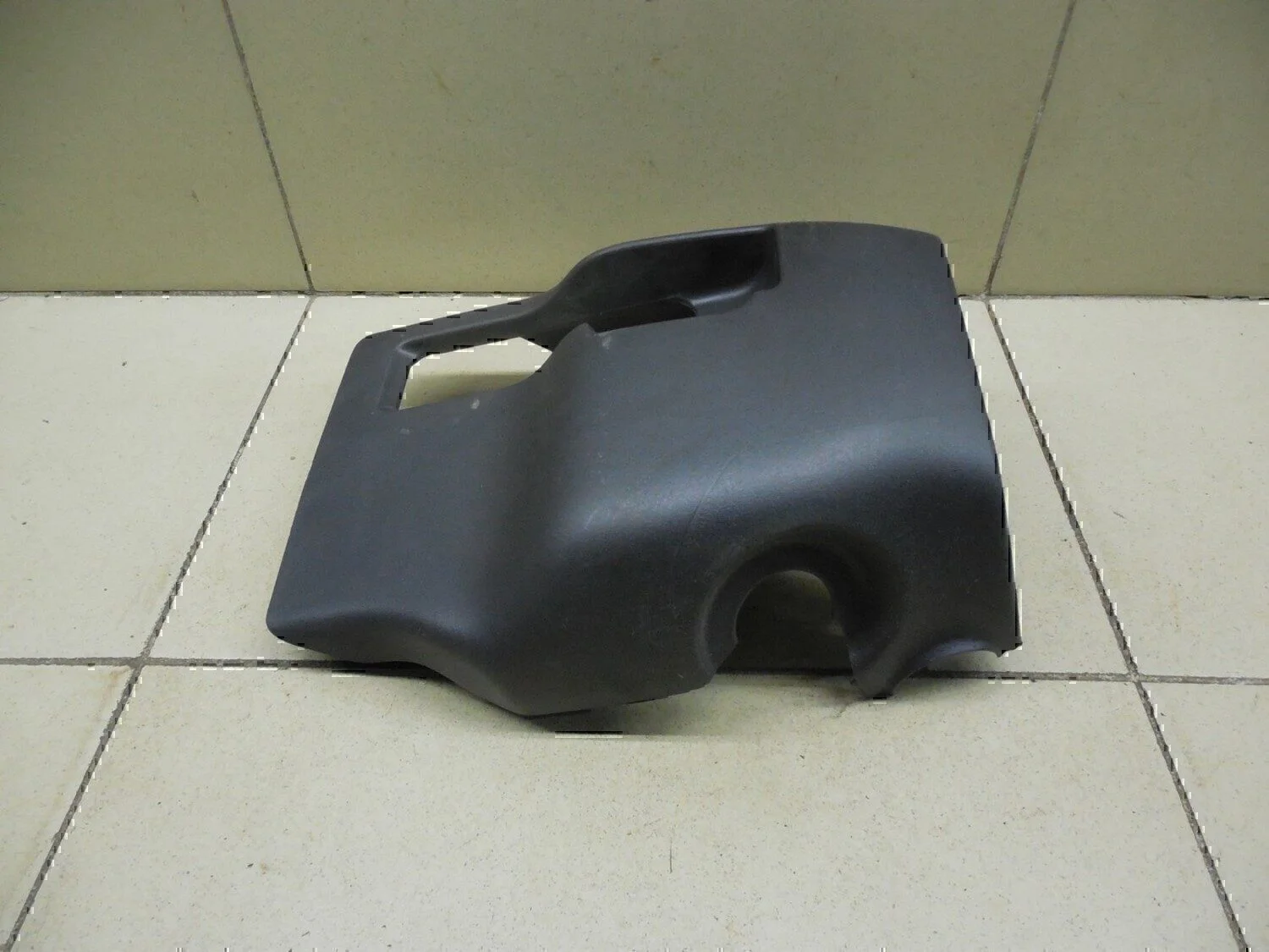 Кожух рулевой колонки TOYOTA Yaris 2005-2011 - миниатюра 3
