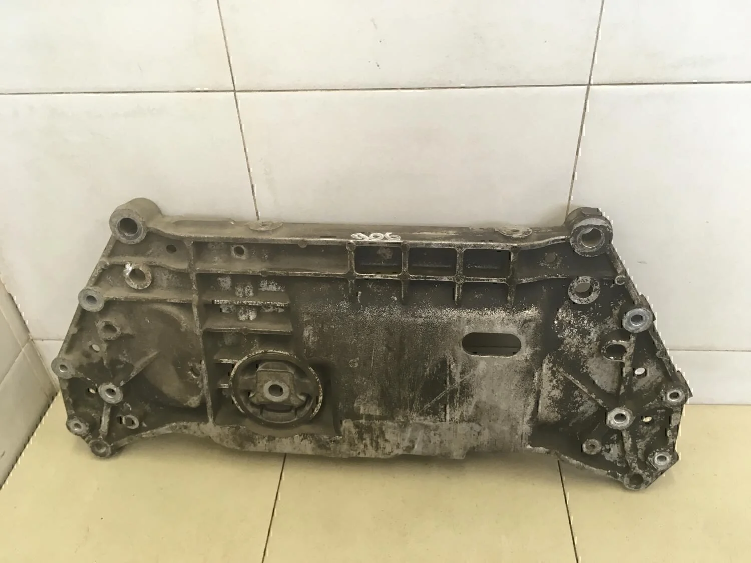 Балка подмоторная VW Touran 2003-2010 - миниатюра 7