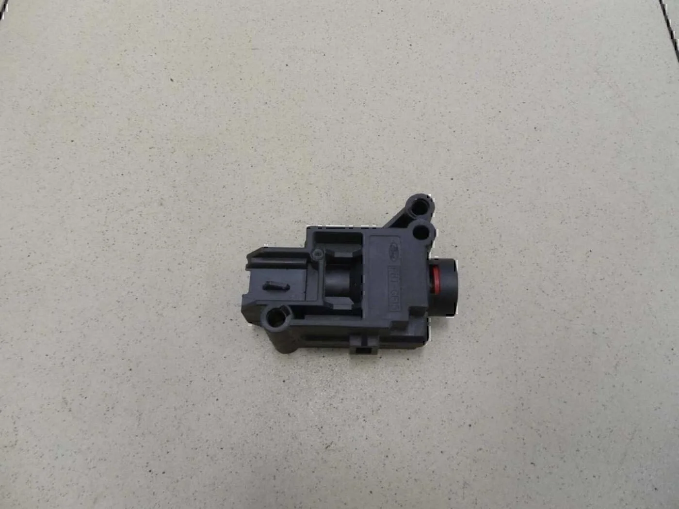 Клапан отсечки топлива FORD Maverick 2001-2006 - миниатюра 4