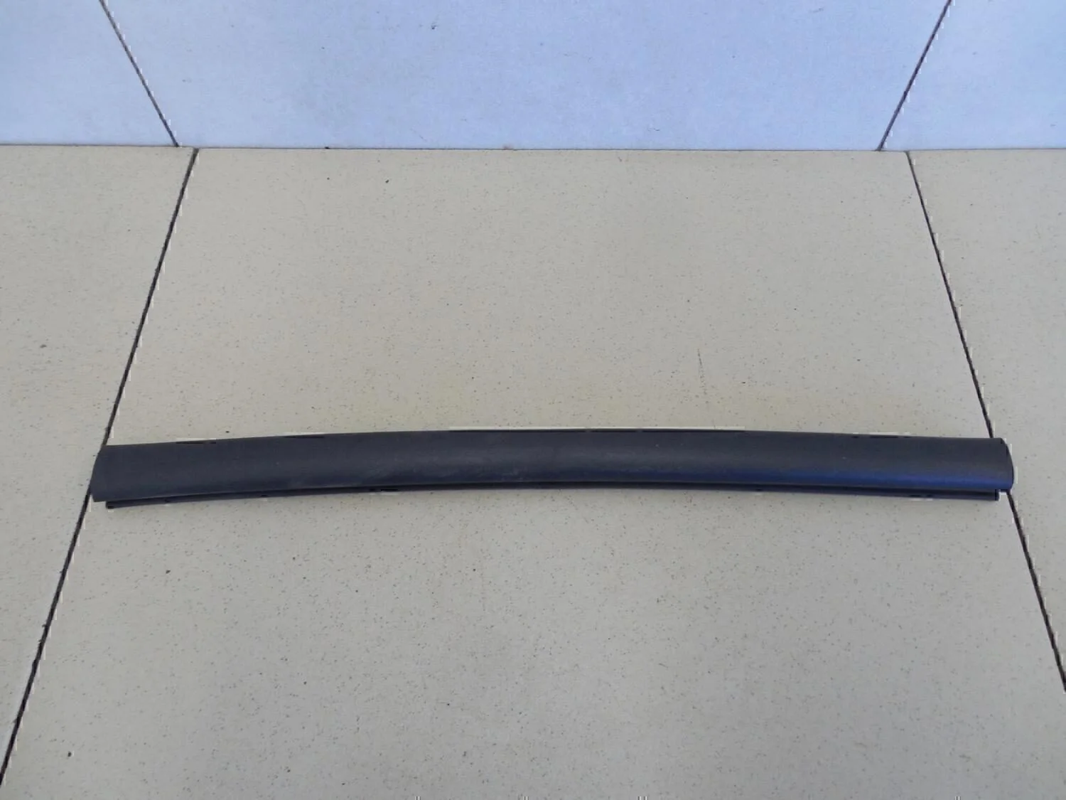 Уплотнитель двери MAZDA Mazda 3 (BK) 2002-2009 - миниатюра 2