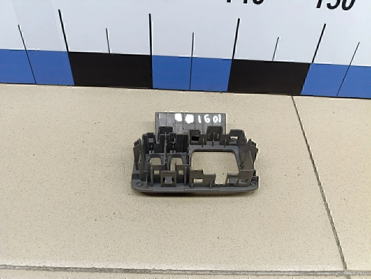 Накладка (кузов внутри) RENAULT Scenic 2003-2009 - миниатюра 4