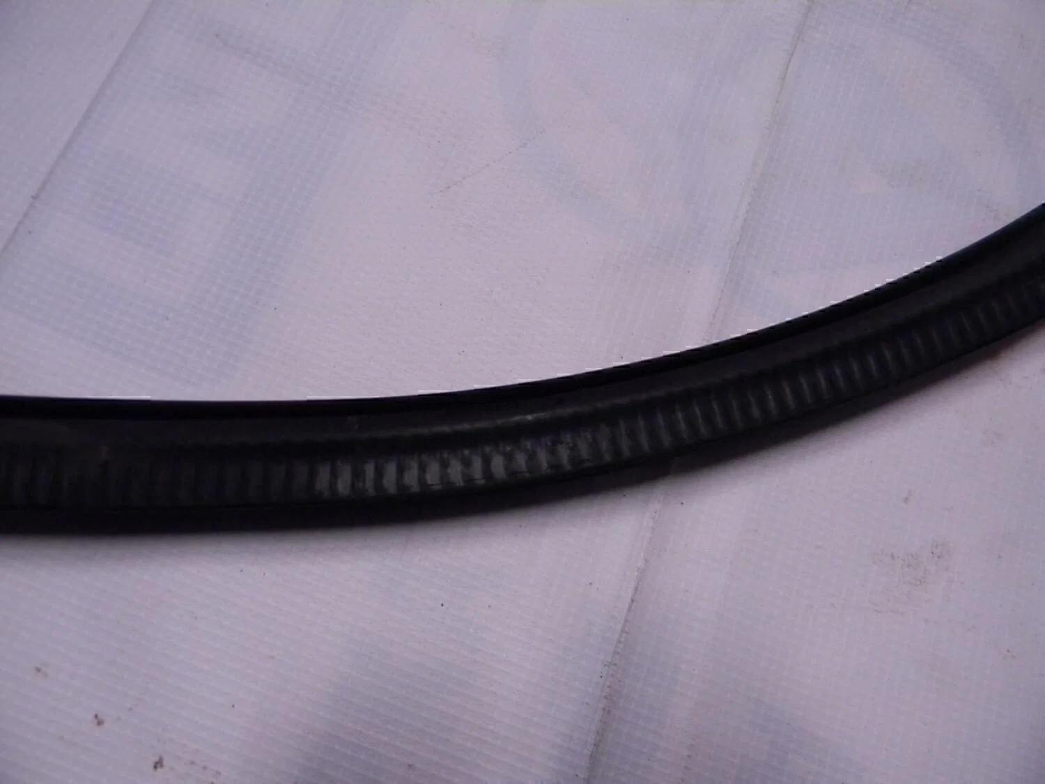 Уплотнитель двери VW Golf V Plus 2005-2014 - миниатюра 3
