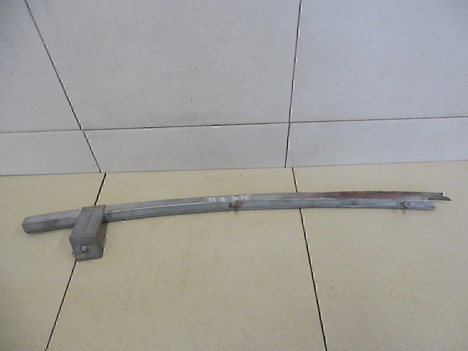 Направляющая стекла двери Hyundai-KIA Spectra 2001-2011 - миниатюра 2