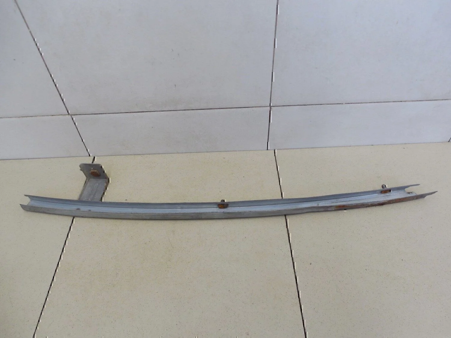Направляющая стекла двери Hyundai-KIA Spectra 2001-2011 - миниатюра 3