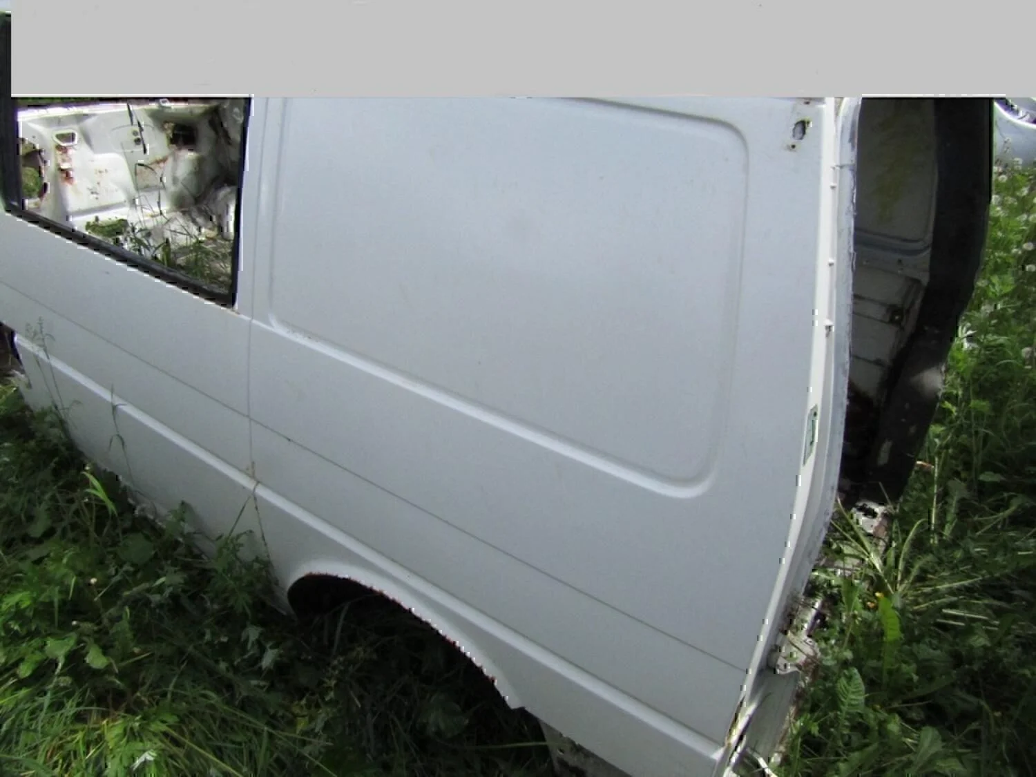 Кузовной элемент VW Transporter T4 1991-1996 - миниатюра 2