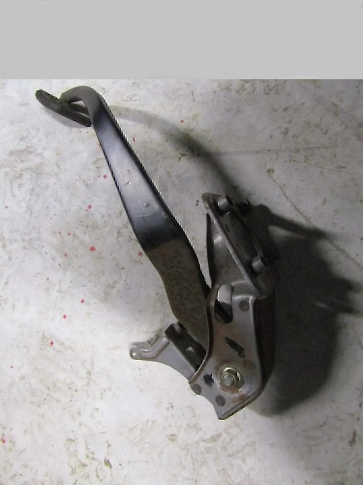 Педаль тормоза TOYOTA Yaris 1999-2005 - миниатюра 2
