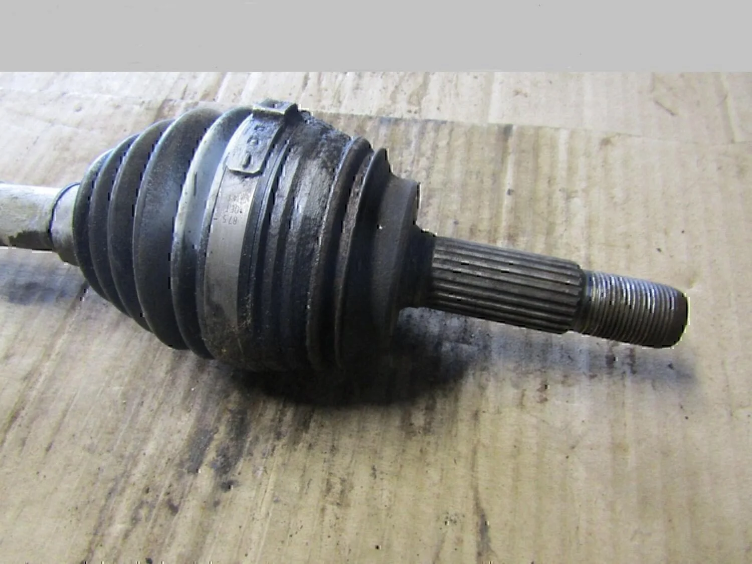 Полуось передняя левая TOYOTA Yaris Verso 1999-2005 - миниатюра 3