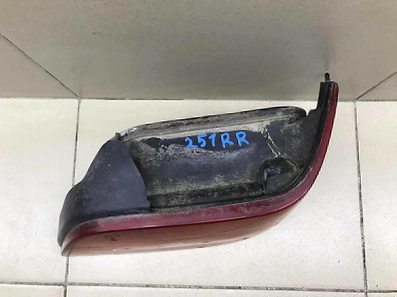 Фонарь задний правый Peugeot-Citroen Xsara 2000-2005 - миниатюра 3