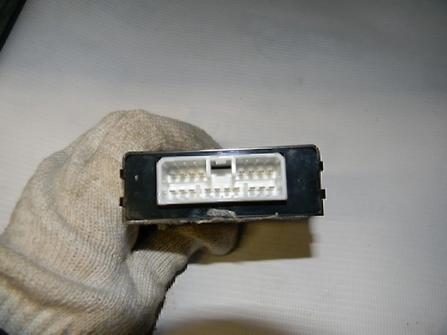 Блок электронный SUZUKI Ignis II 2003-2008 - миниатюра 3